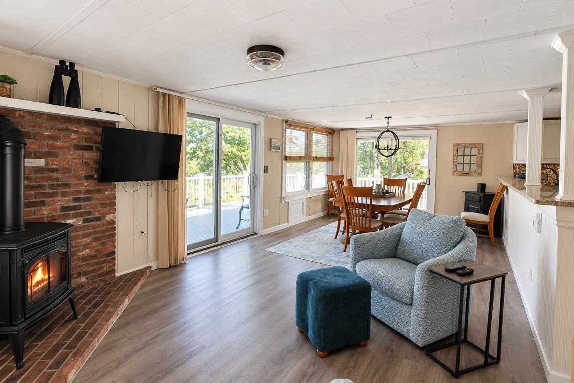 107 Lakeshore Drive Property Photo 16
