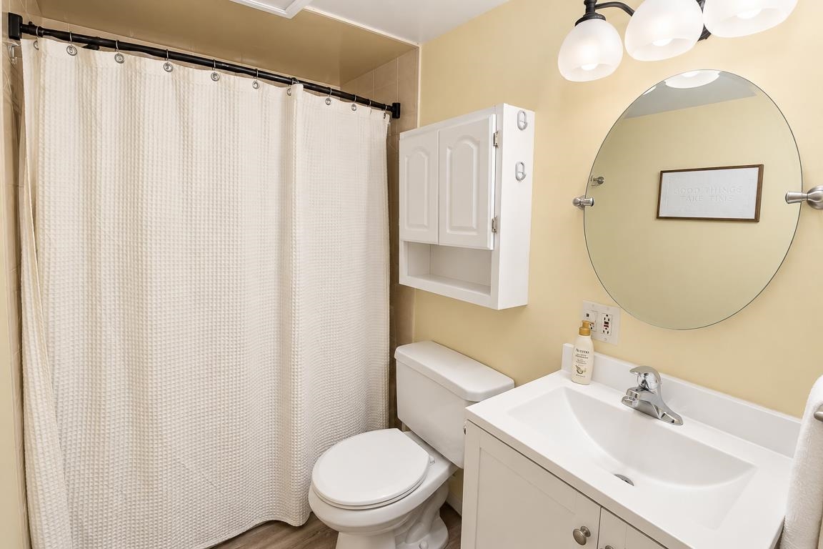 107 Lakeshore Drive Property Photo 21