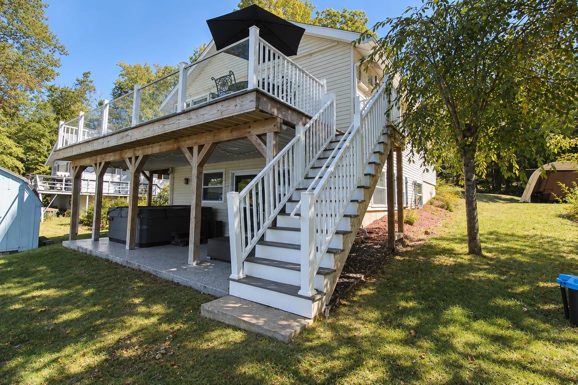 107 Lakeshore Drive Property Photo 44