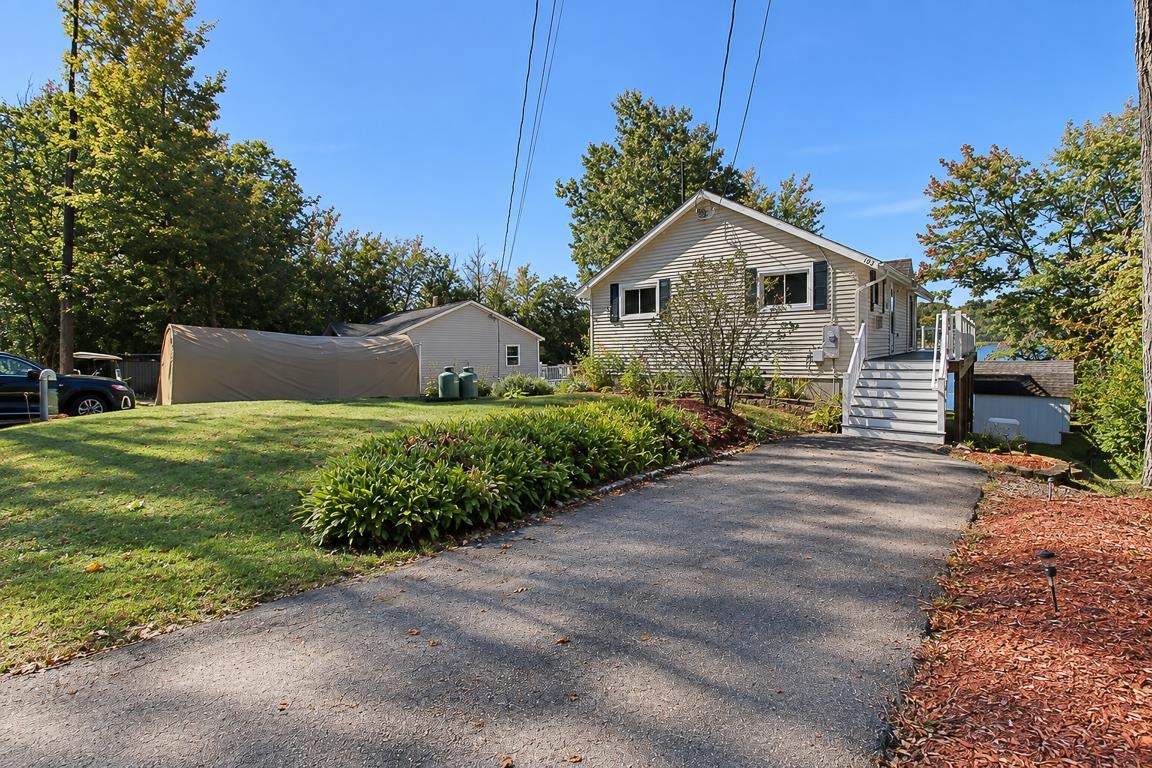 107 Lakeshore Drive Property Photo 45
