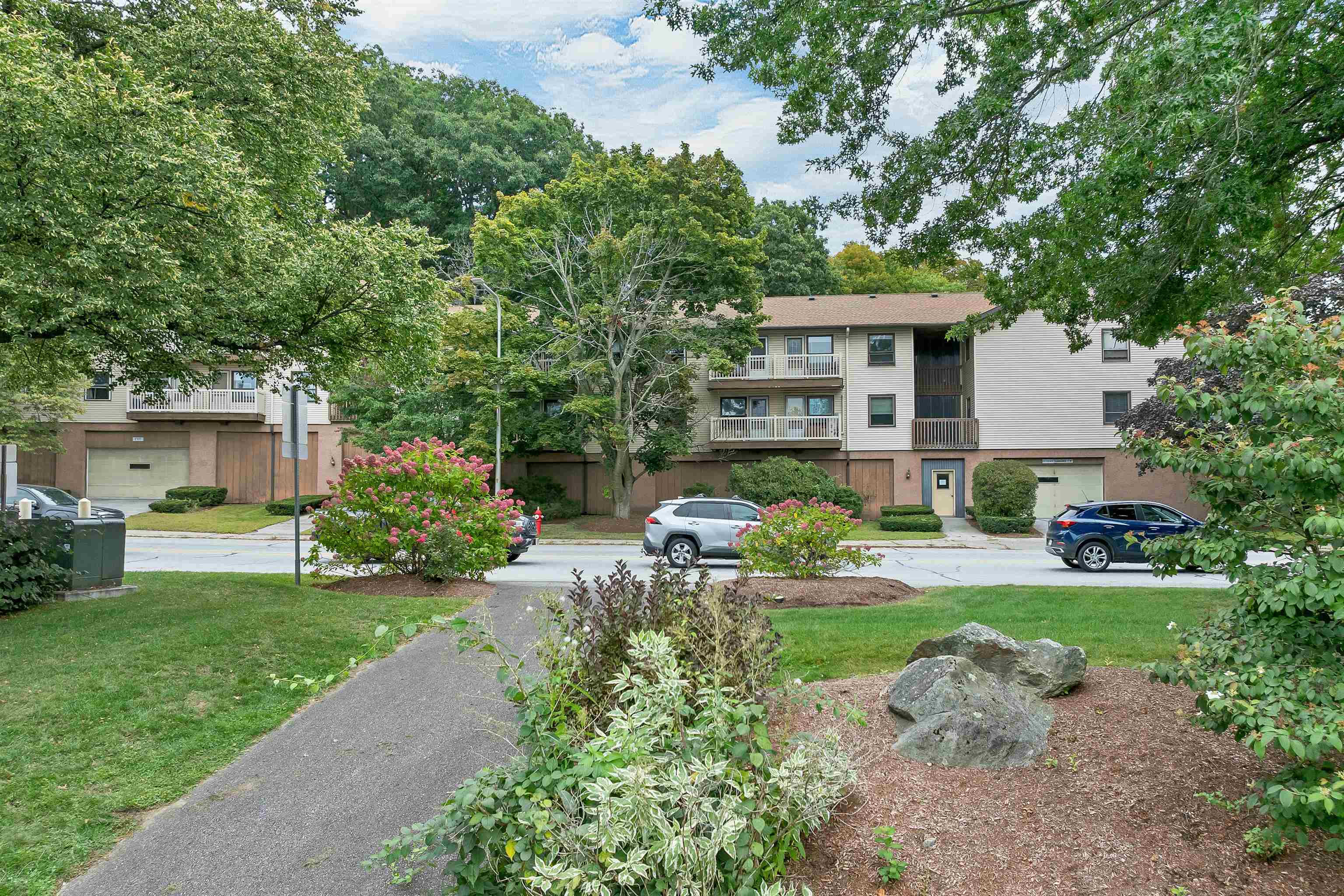 57 Union Avenue Property Photo 2
