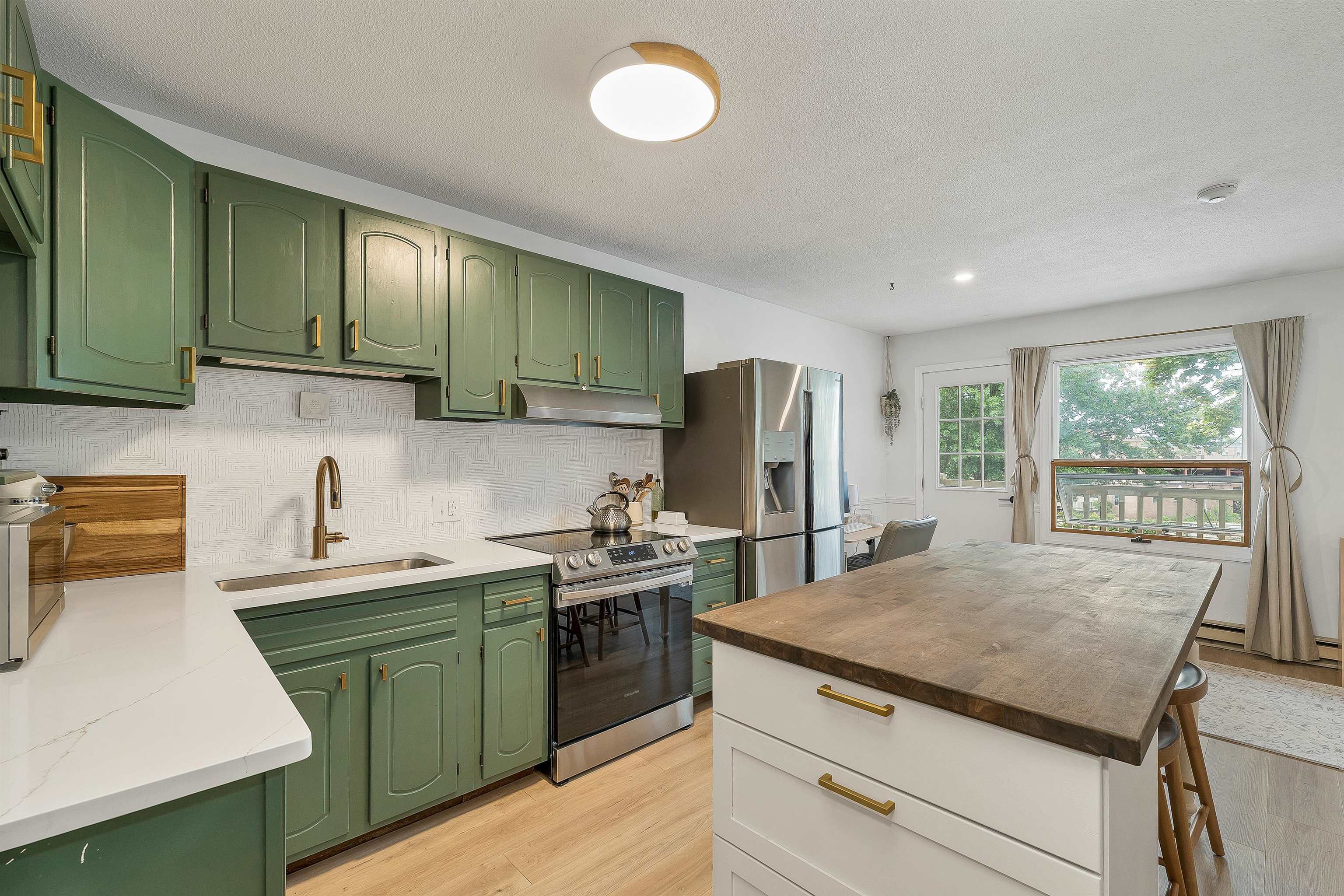 57 Union Avenue Property Photo 3