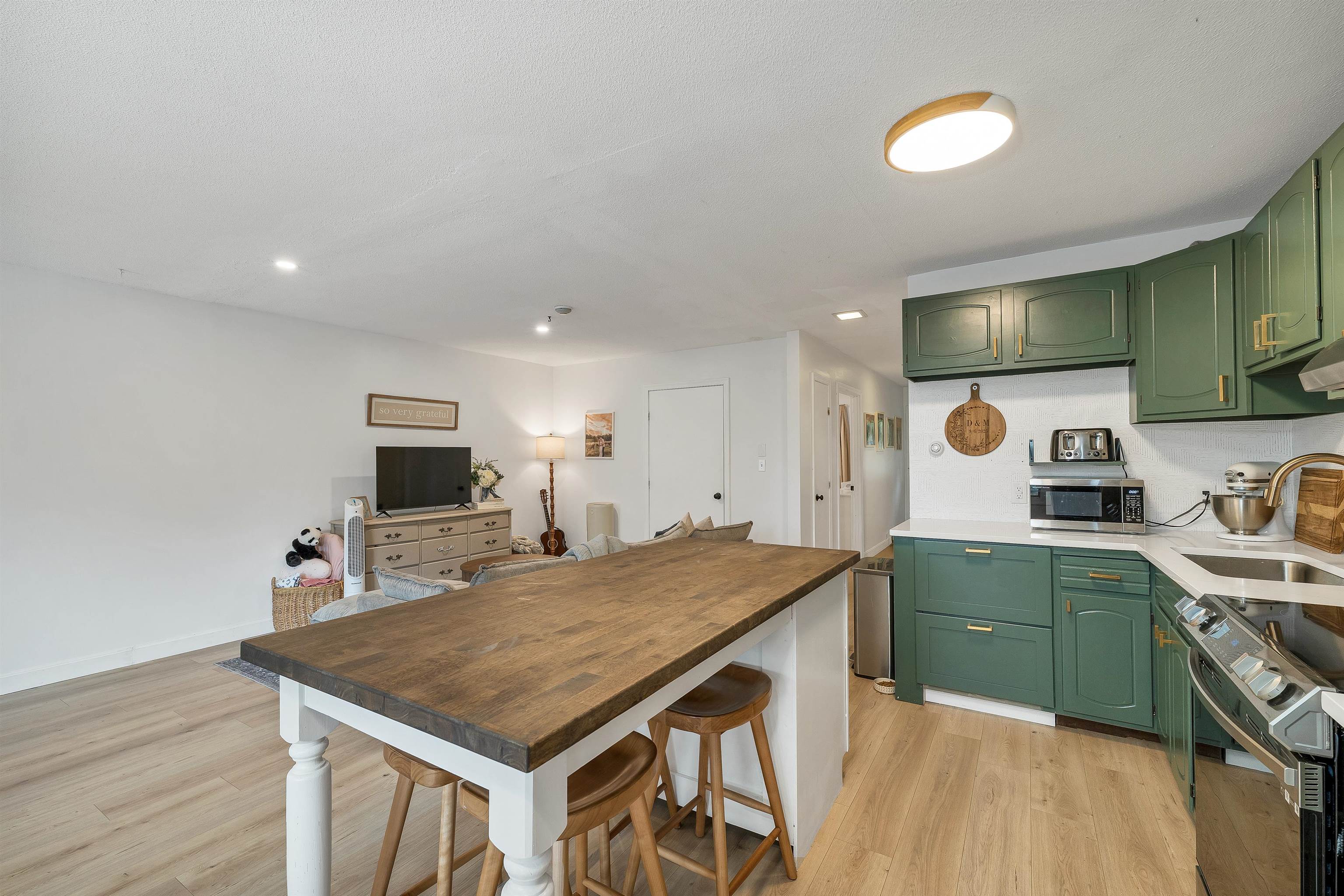 57 Union Avenue Property Photo 5