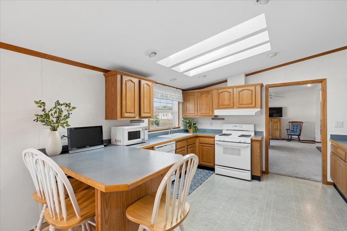 50 Constitution Way Property Photo 10