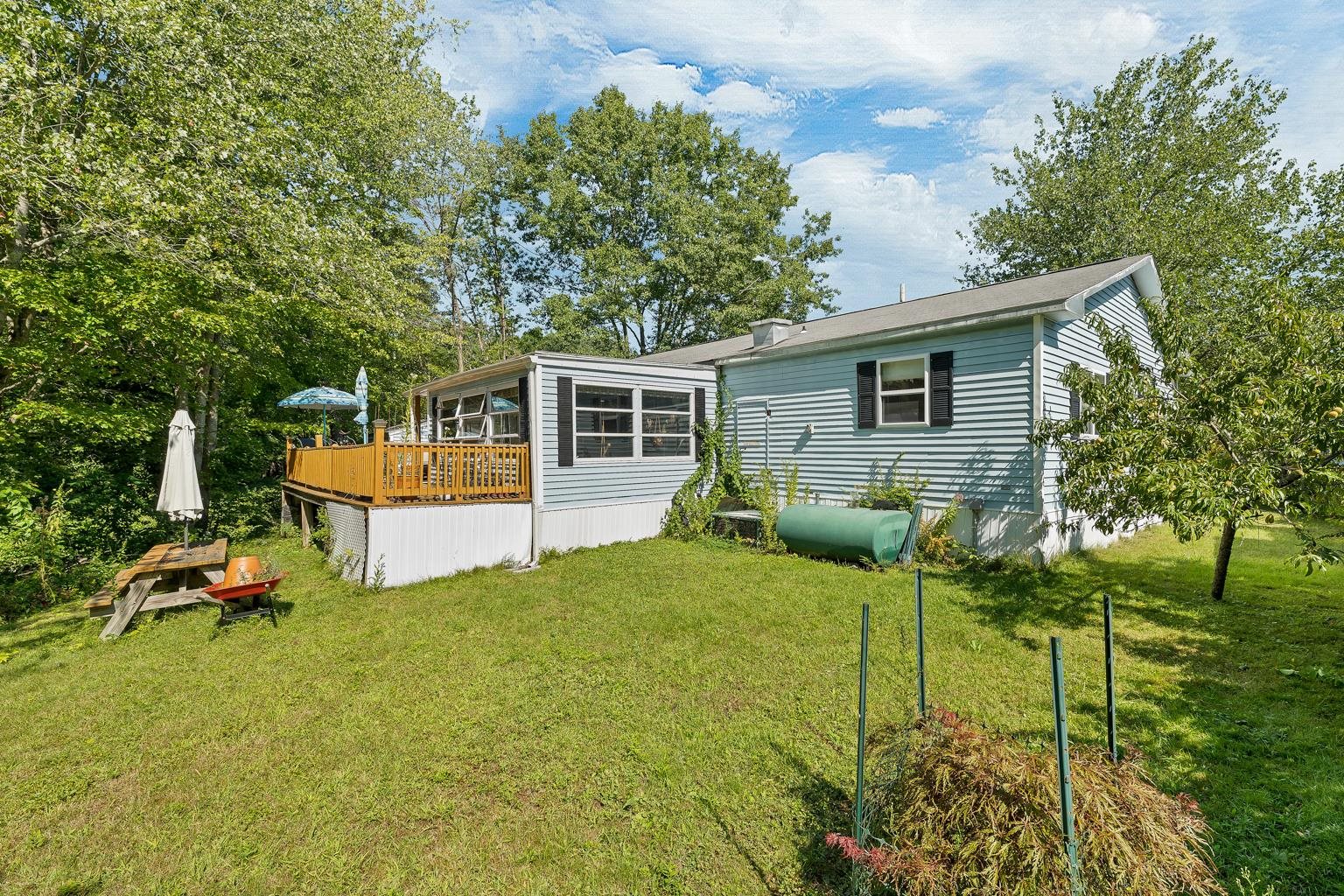 21 Sir Lancelot Drive Property Photo 25