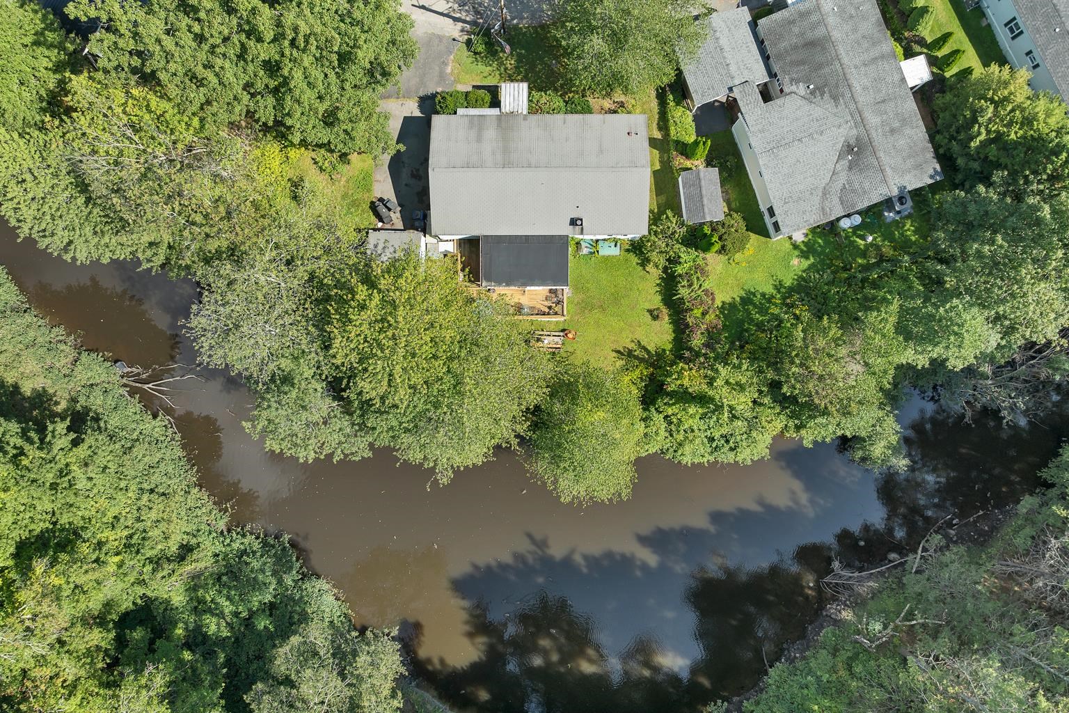 21 Sir Lancelot Drive Property Photo 27