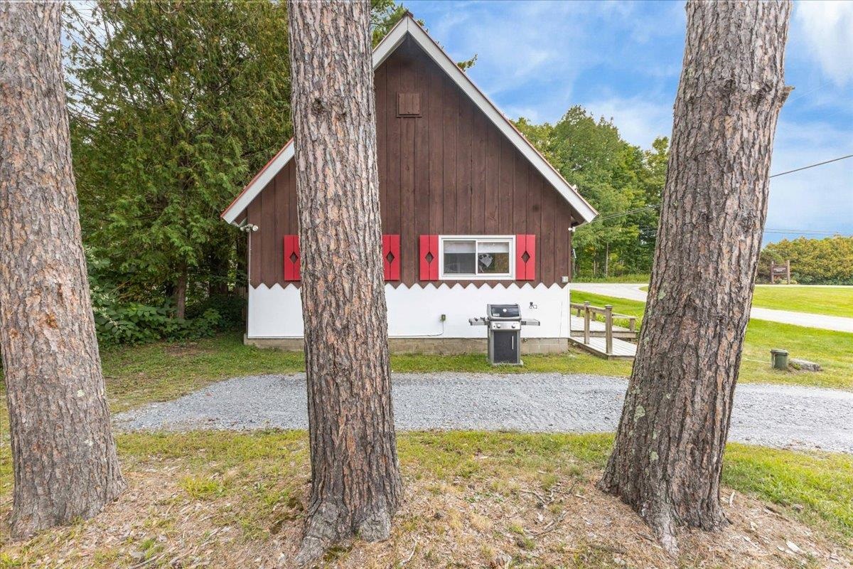 14 Strom Farm Lane Property Photo 4