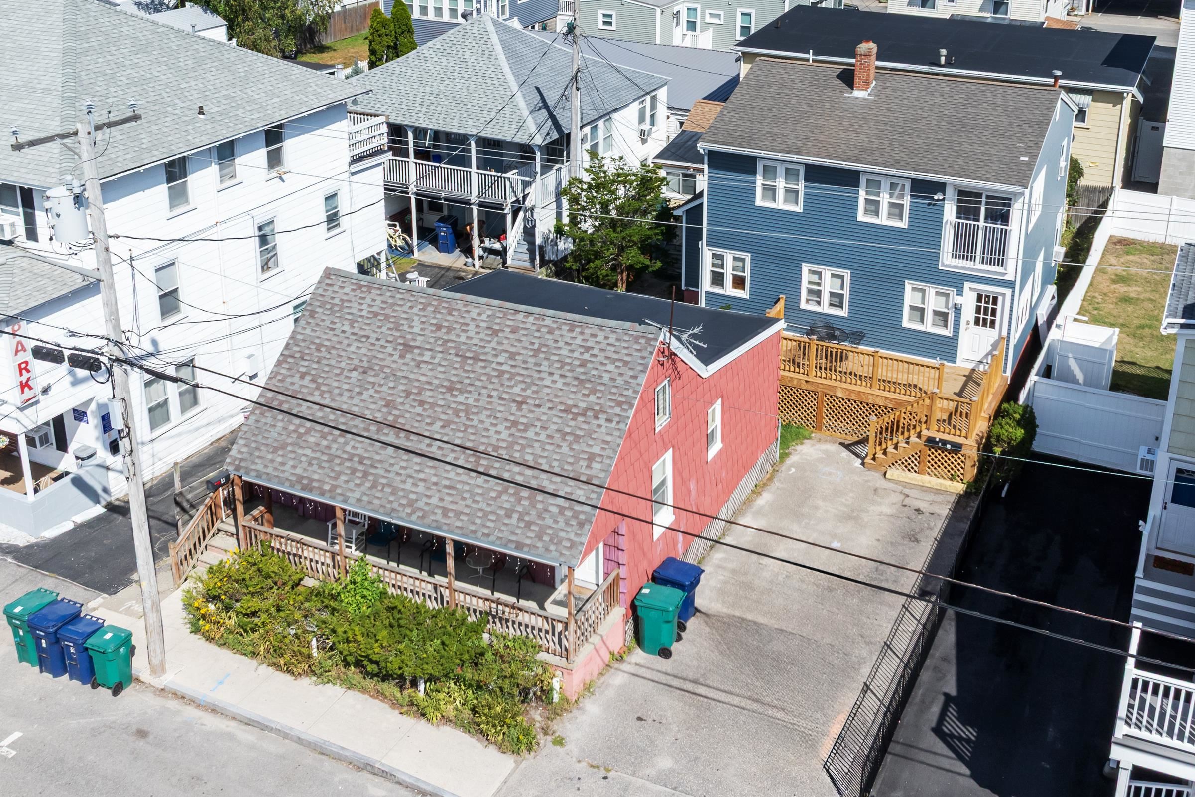 4 H Street Property Photo 1
