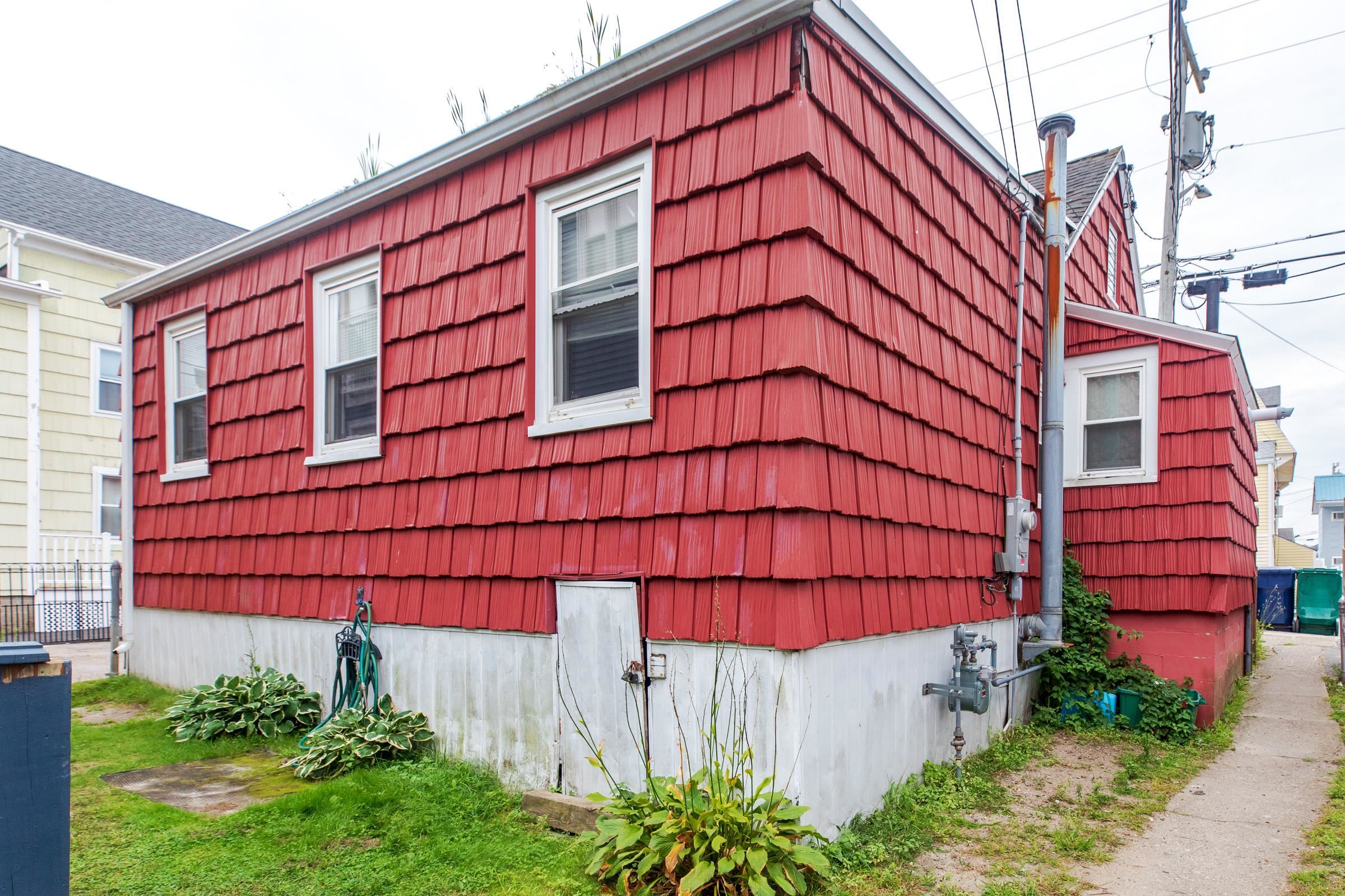 4 H Street Property Photo 7
