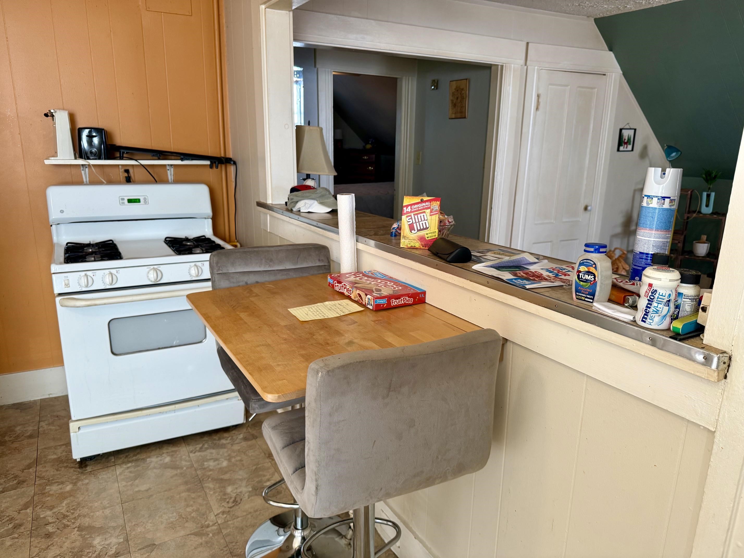 282 Cartier Street Property Photo 10