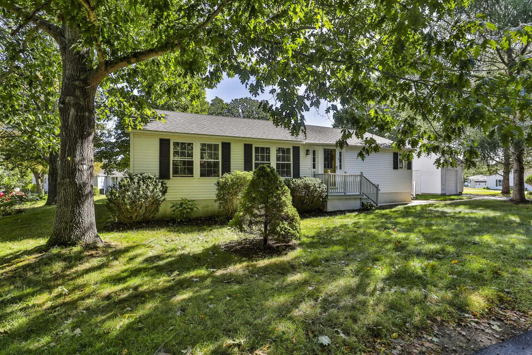 8 Aberdeen Drive Property Photo 1