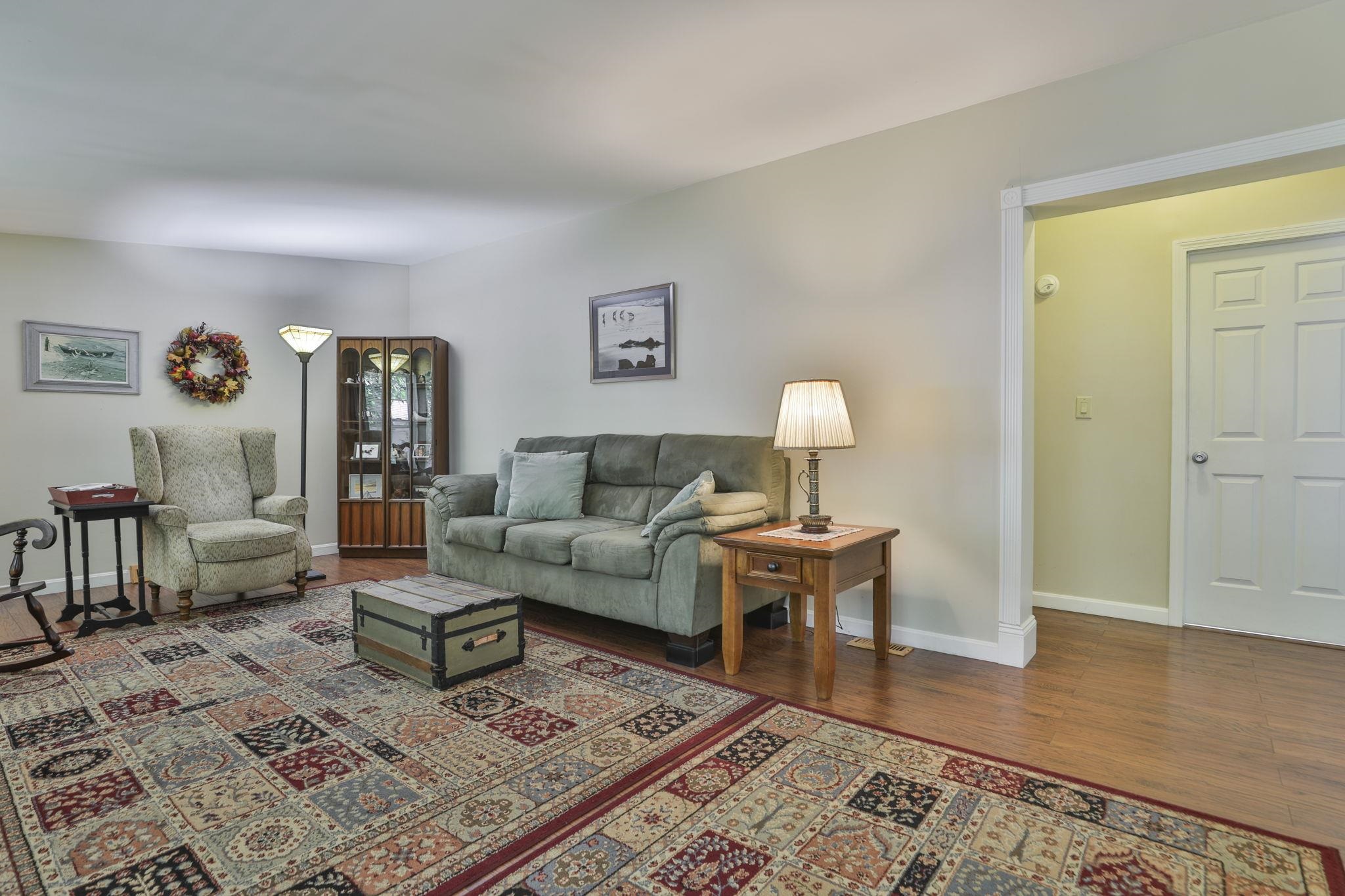 8 Aberdeen Drive Property Photo 16