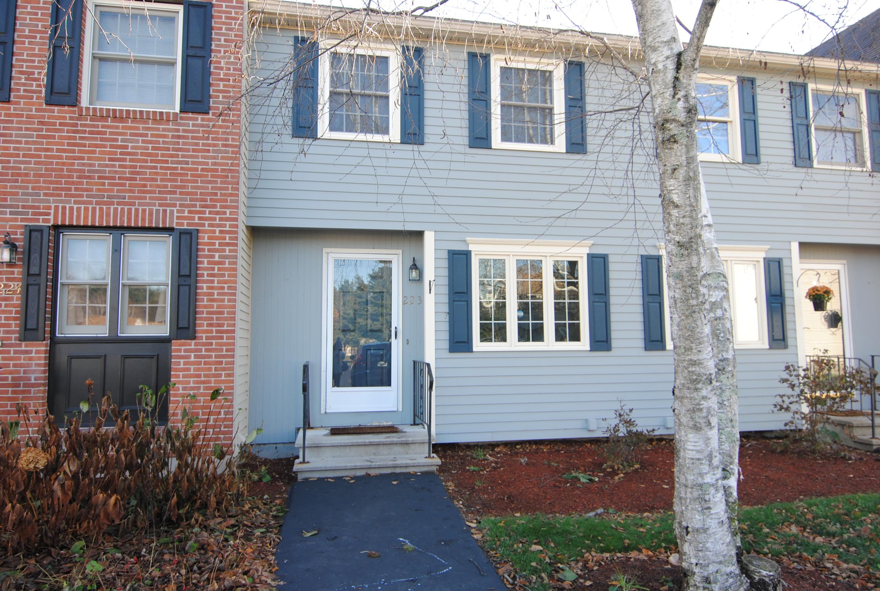 223 Fox Hollow Drive Property Photo 1