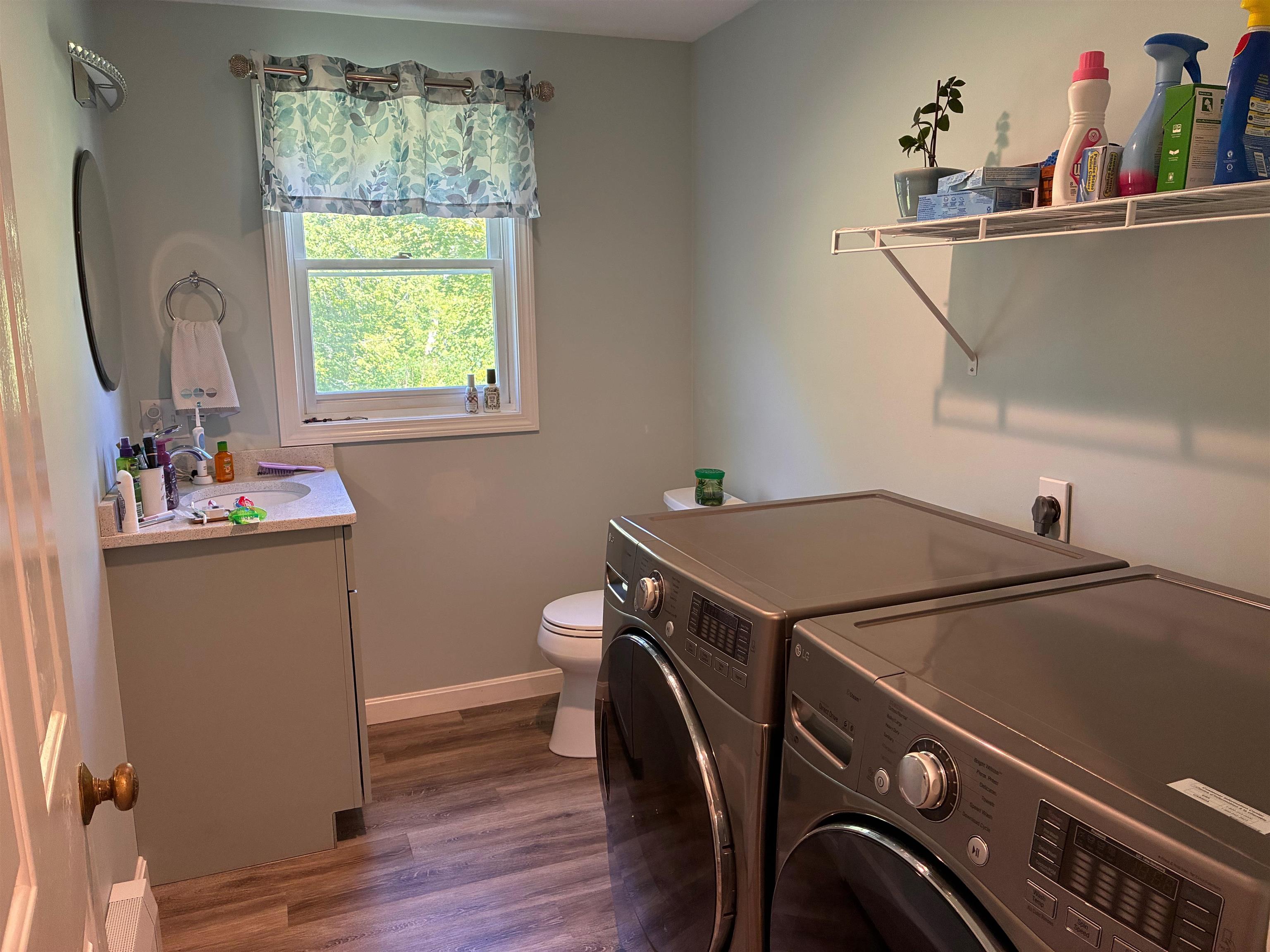35 Riverside Farm Drive Property Photo 12