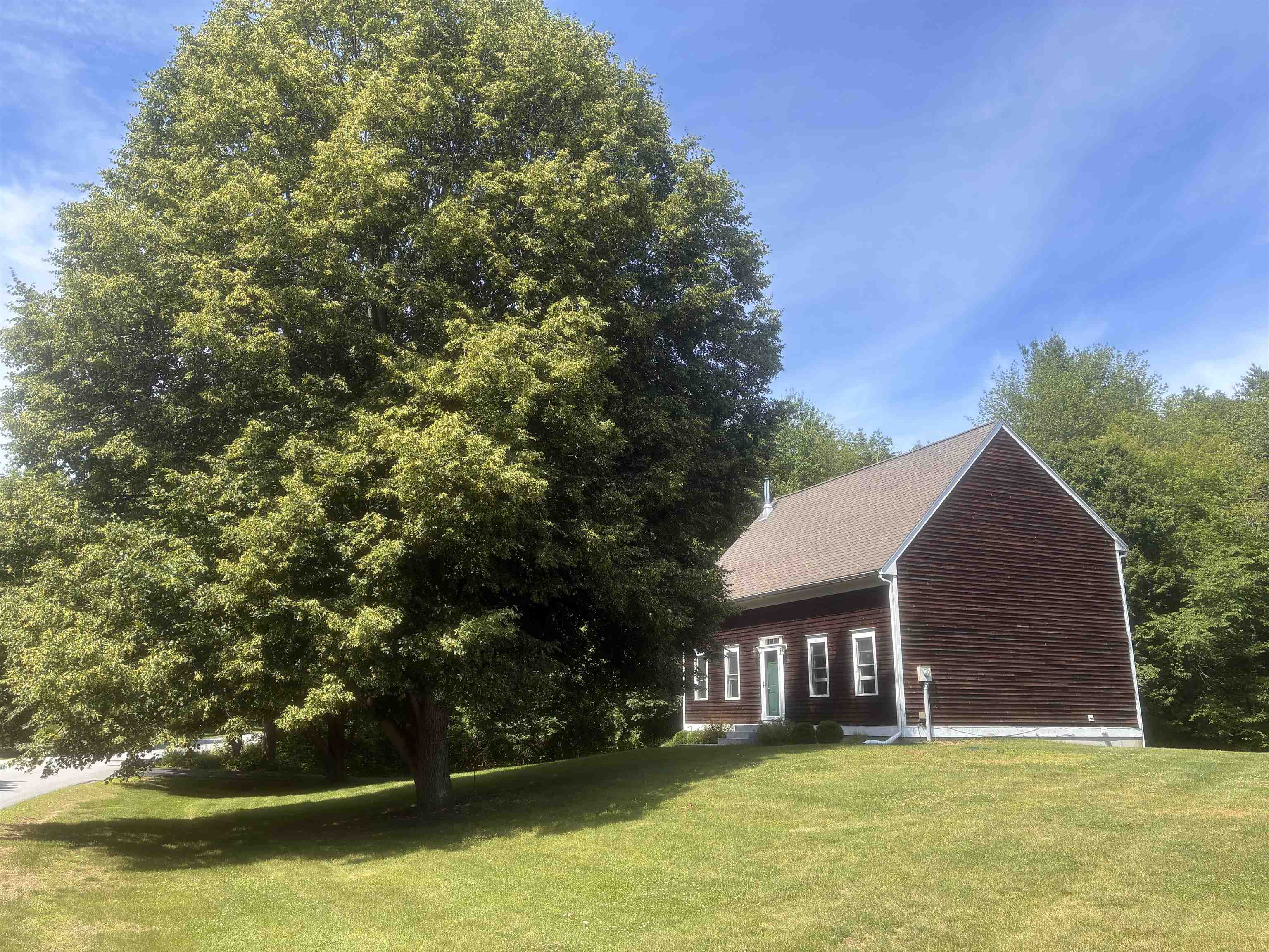 35 Riverside Farm Drive Property Photo 45