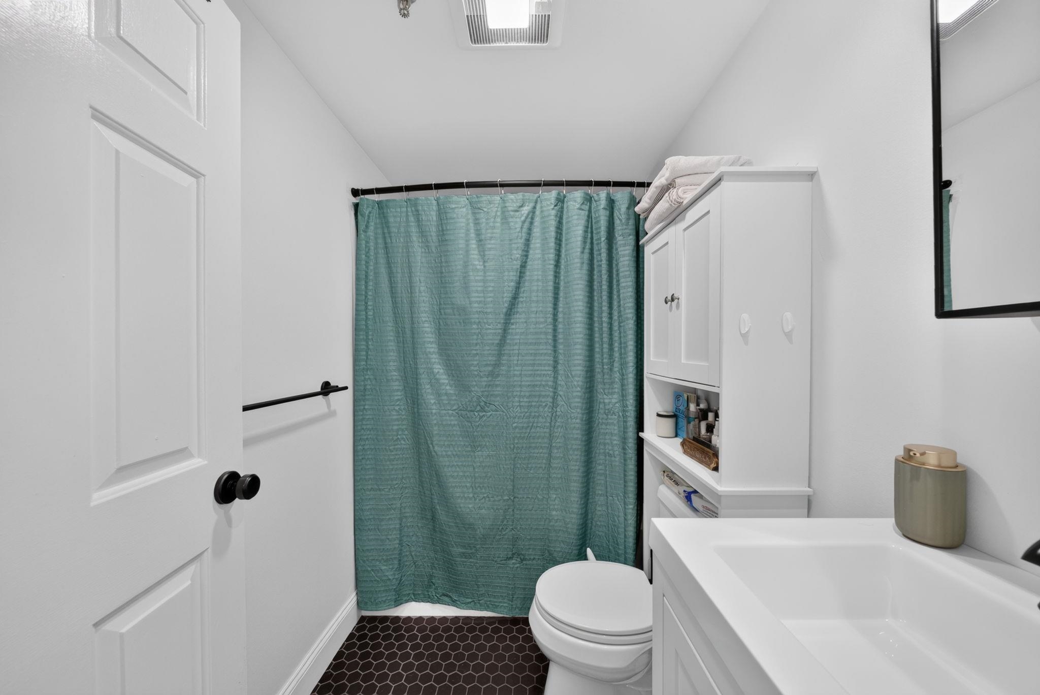 471 Silver Street Property Photo 20