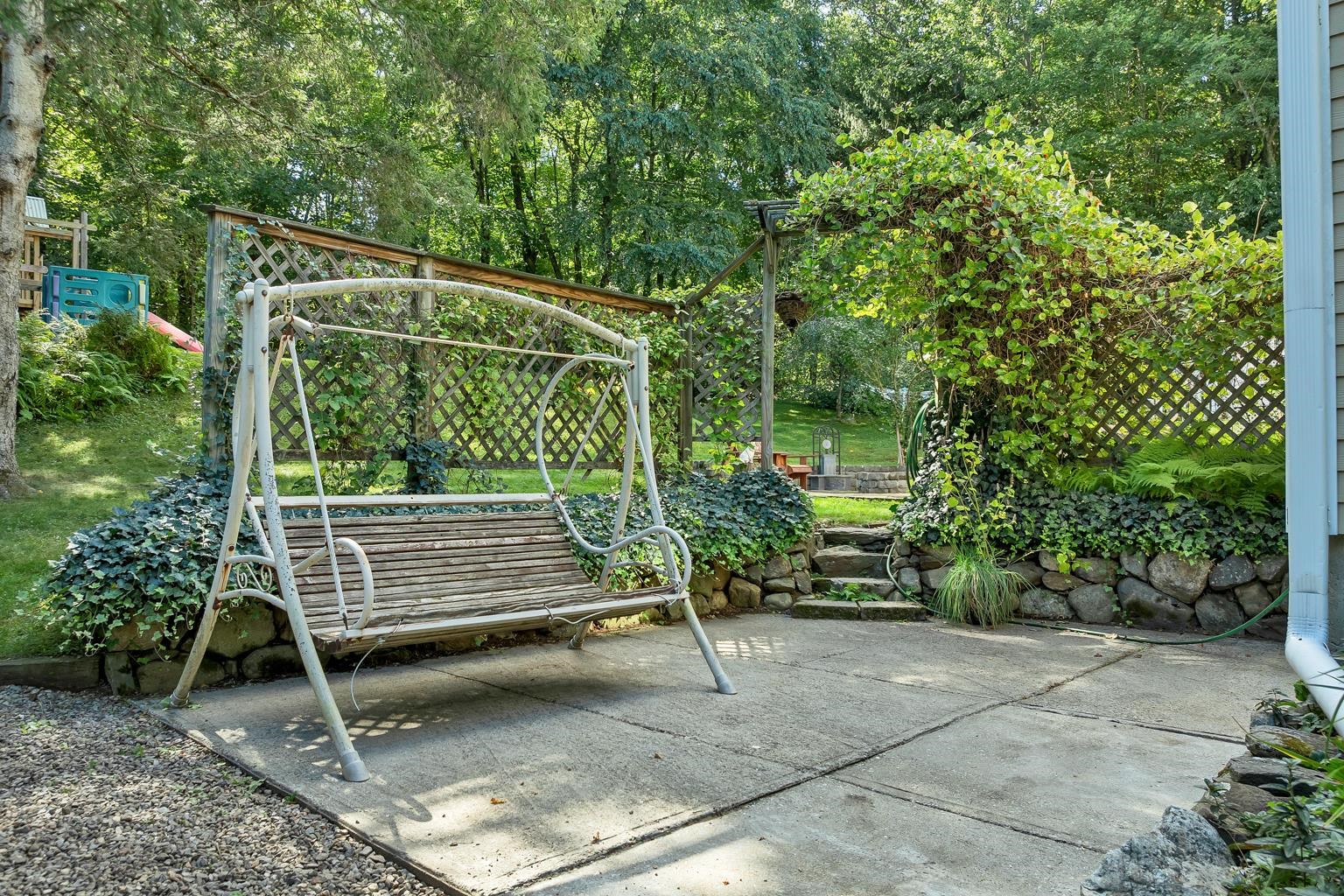 33 Gale Village Road Property Photo 43