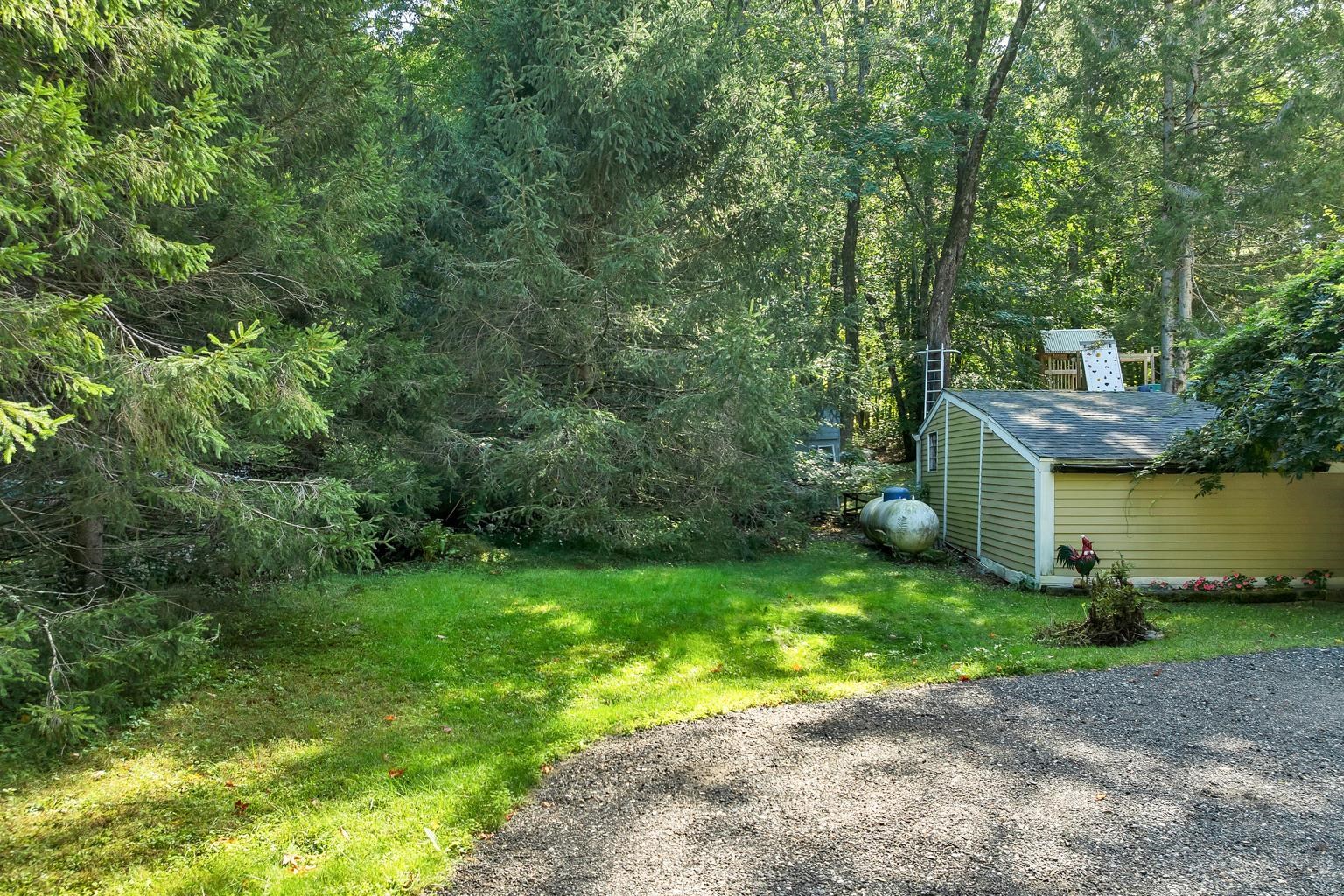33 Gale Village Road Property Photo 47