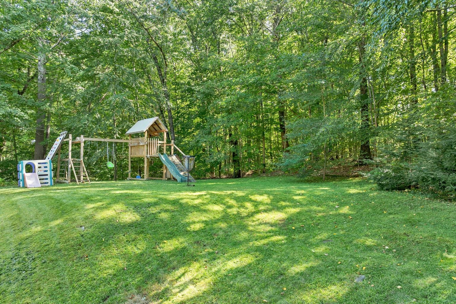33 Gale Village Road Property Photo 53