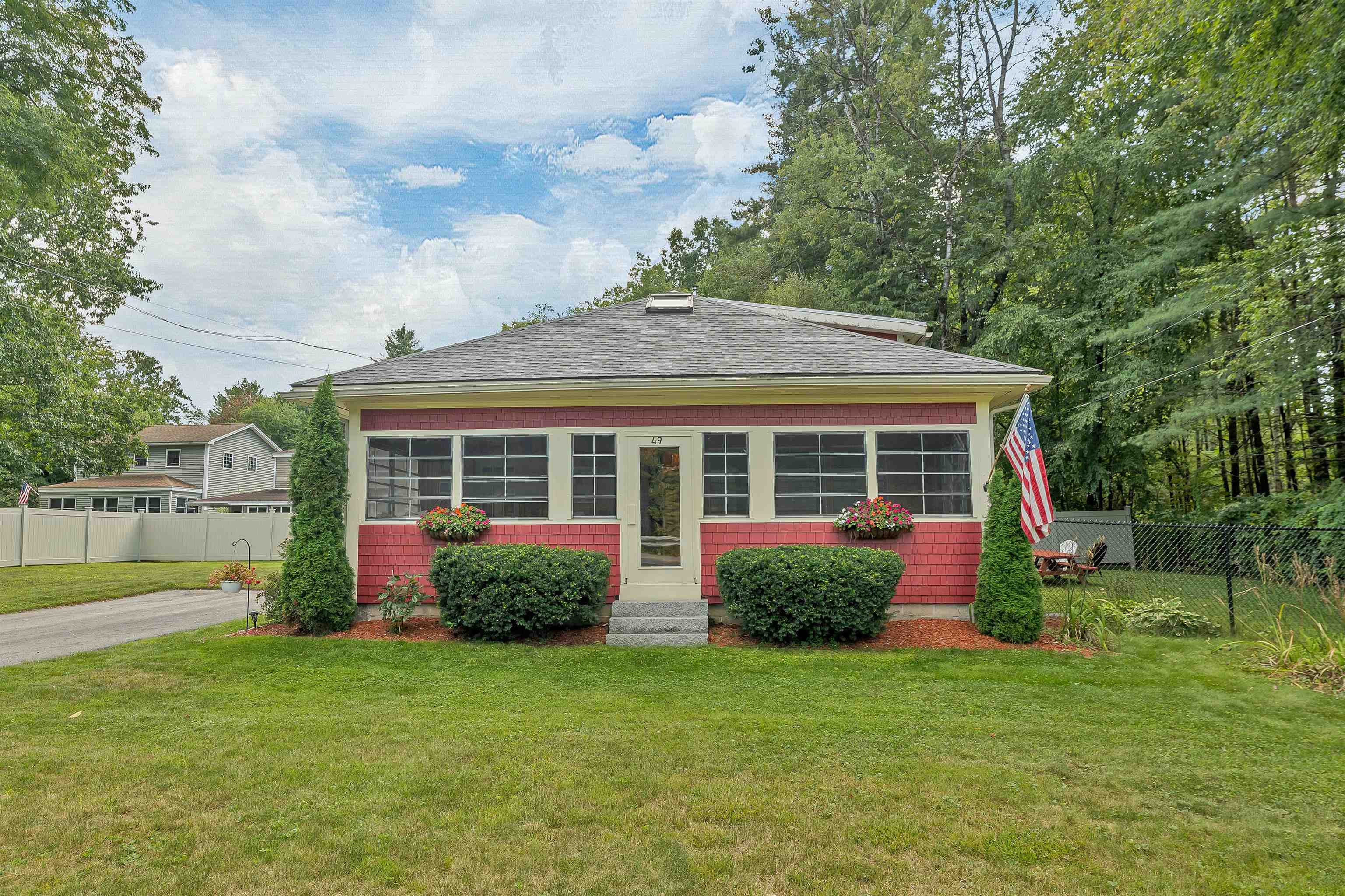49 River Road Property Photo 1