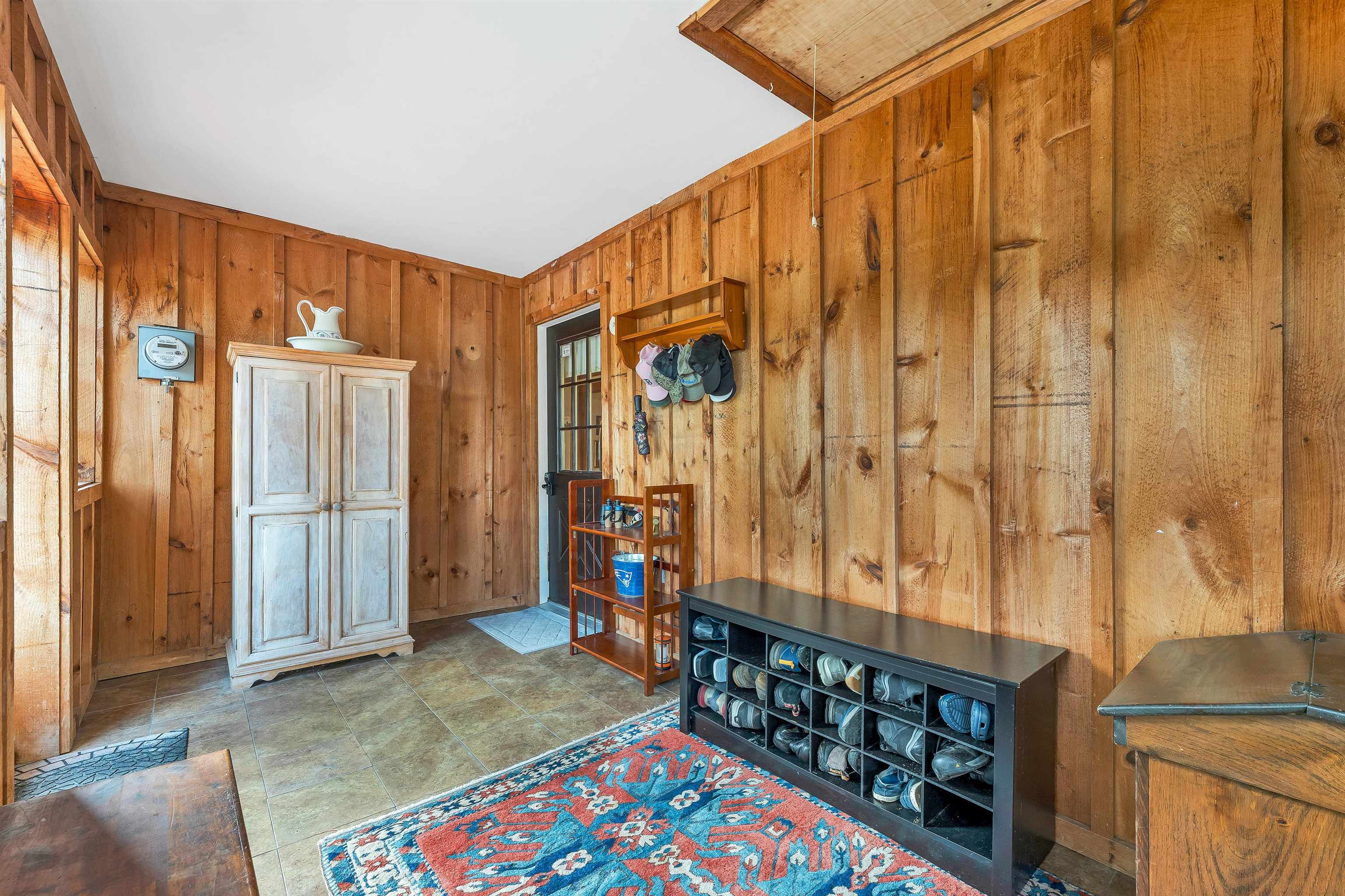 49 River Road Property Photo 9