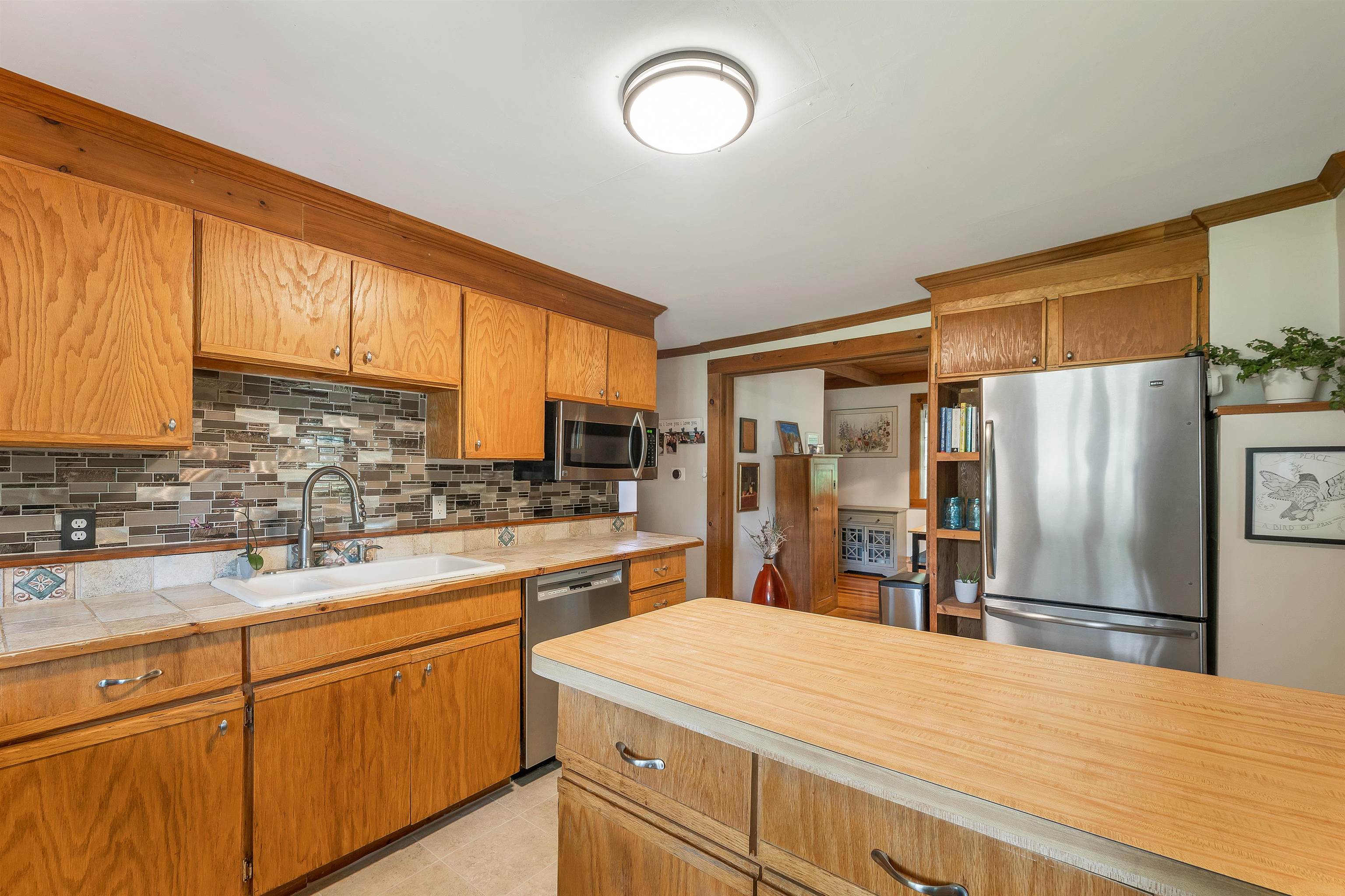 49 River Road Property Photo 14