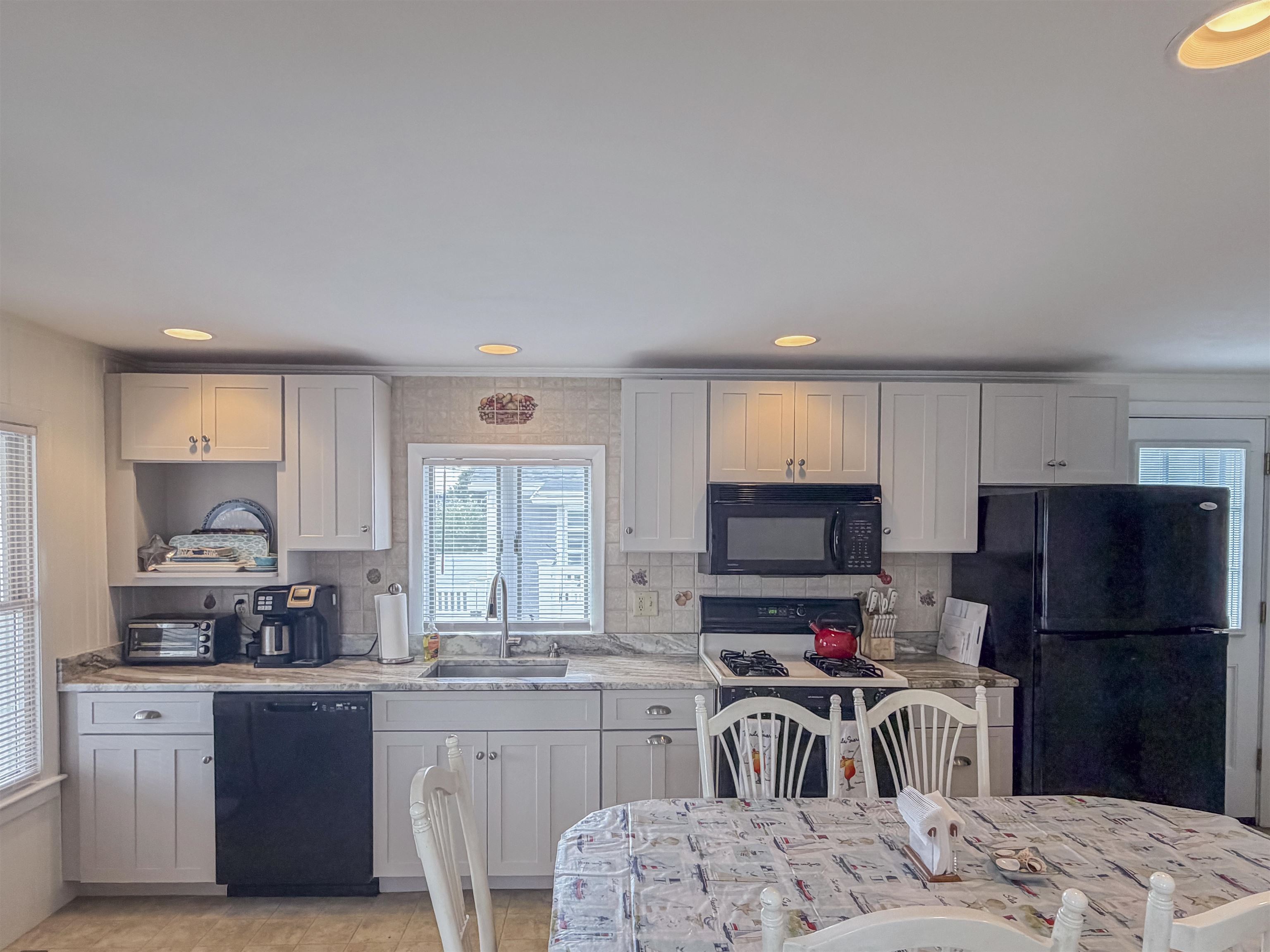 14 Lawrence Street Property Photo 4