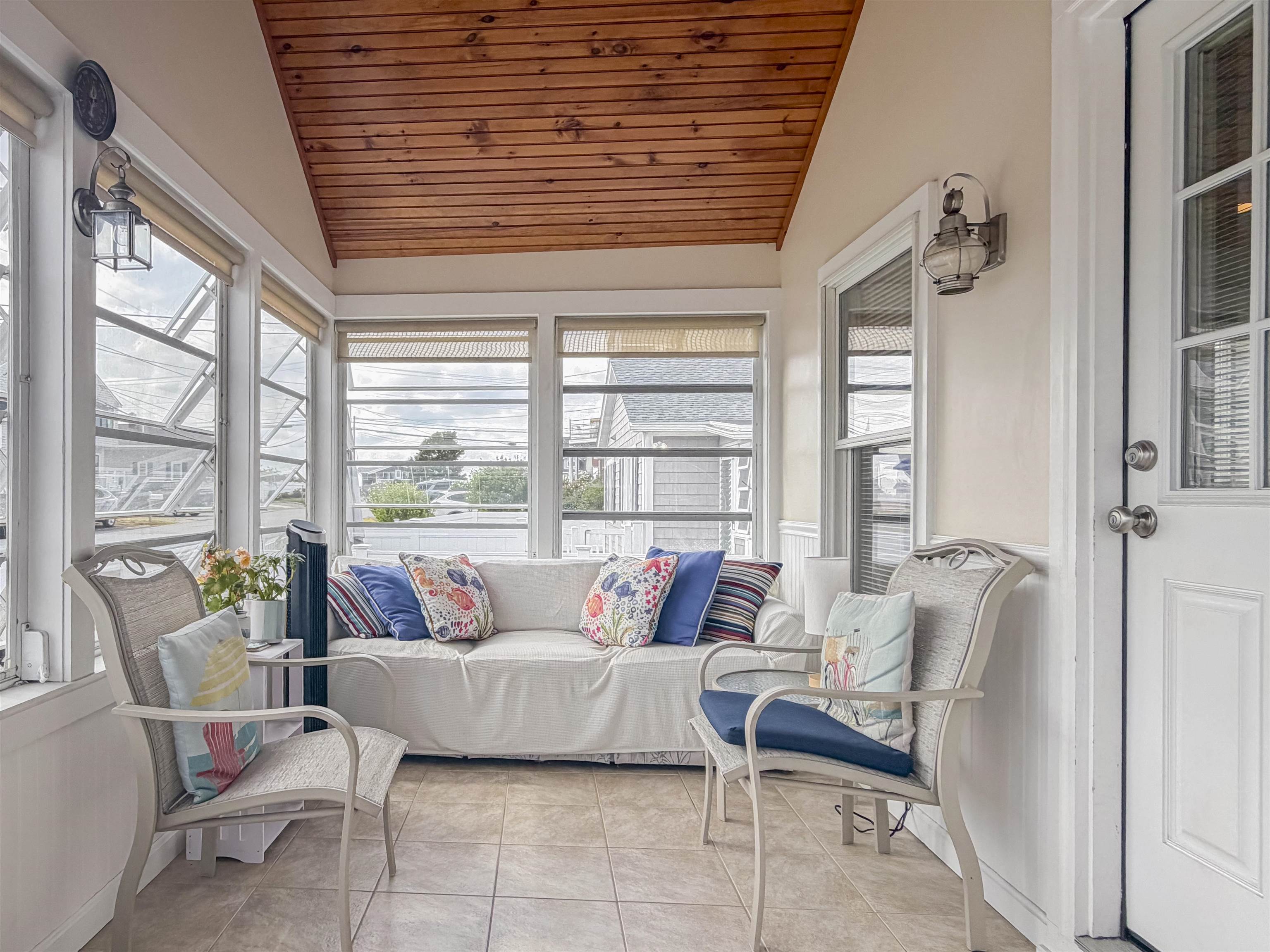 14 Lawrence Street Property Photo 21