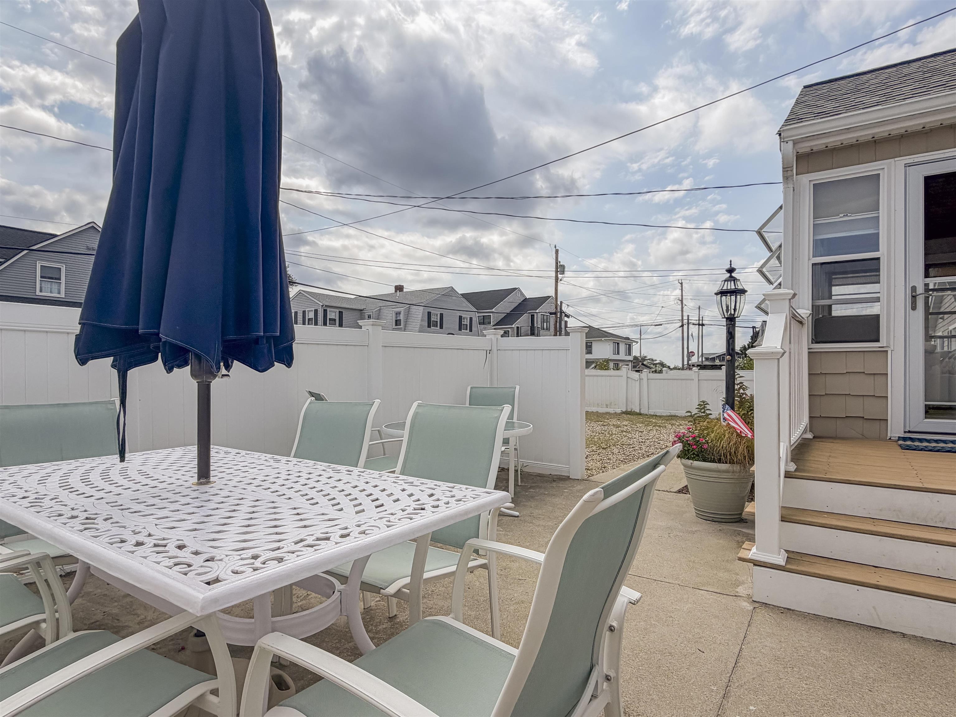 14 Lawrence Street Property Photo 25