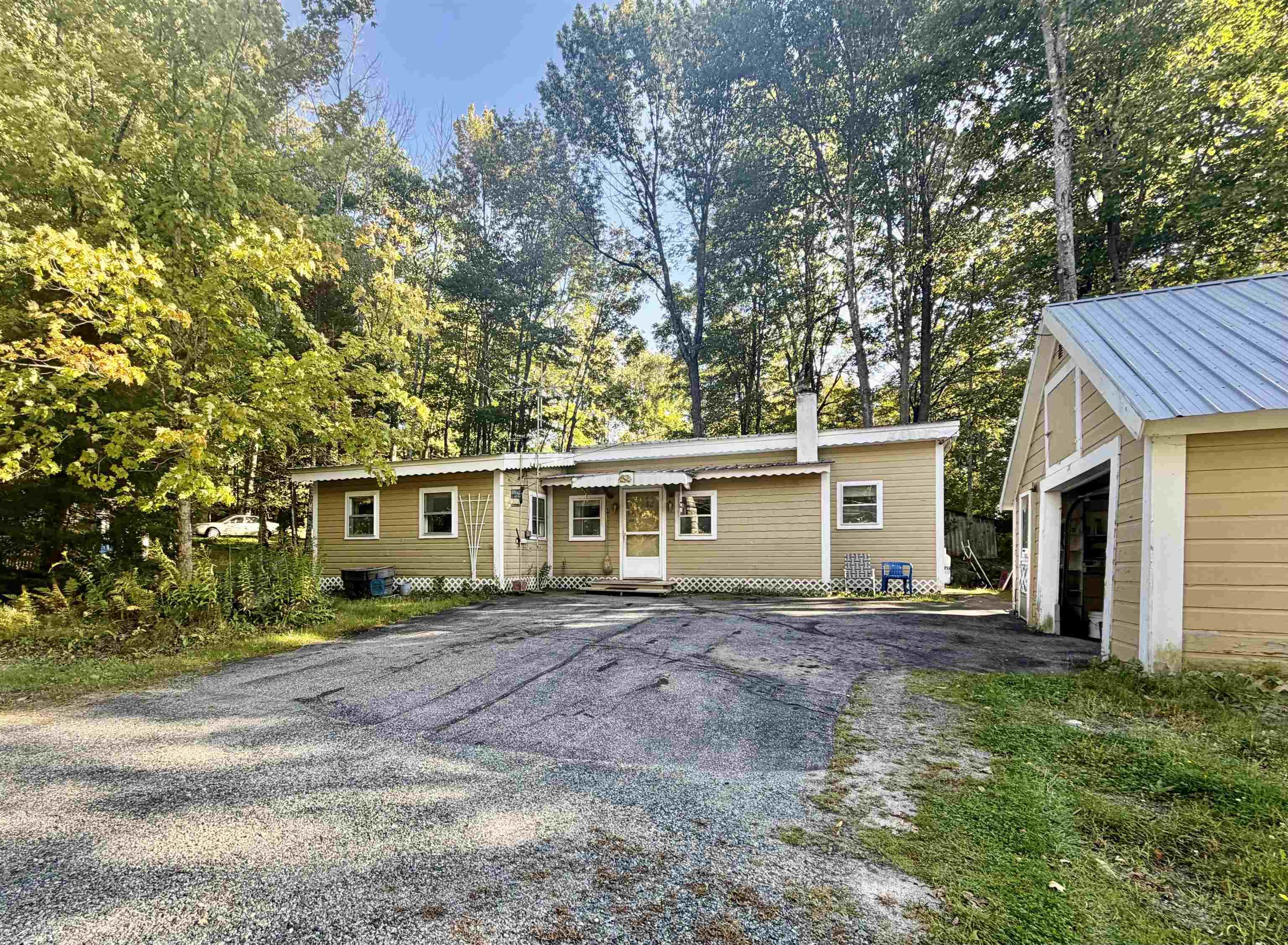 97 Bradford Road Property Photo 1