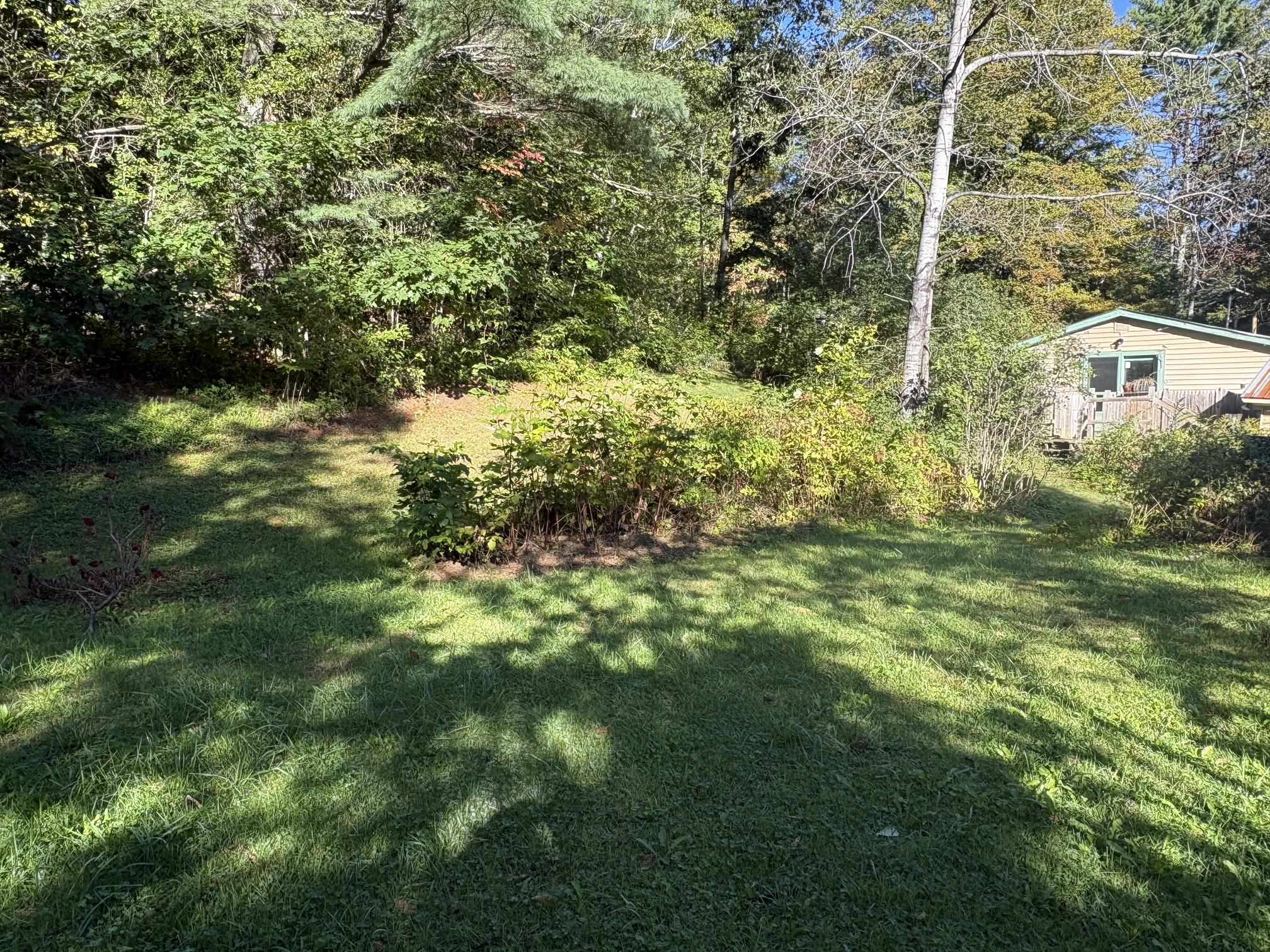 253 Quechee Road Property Photo 2