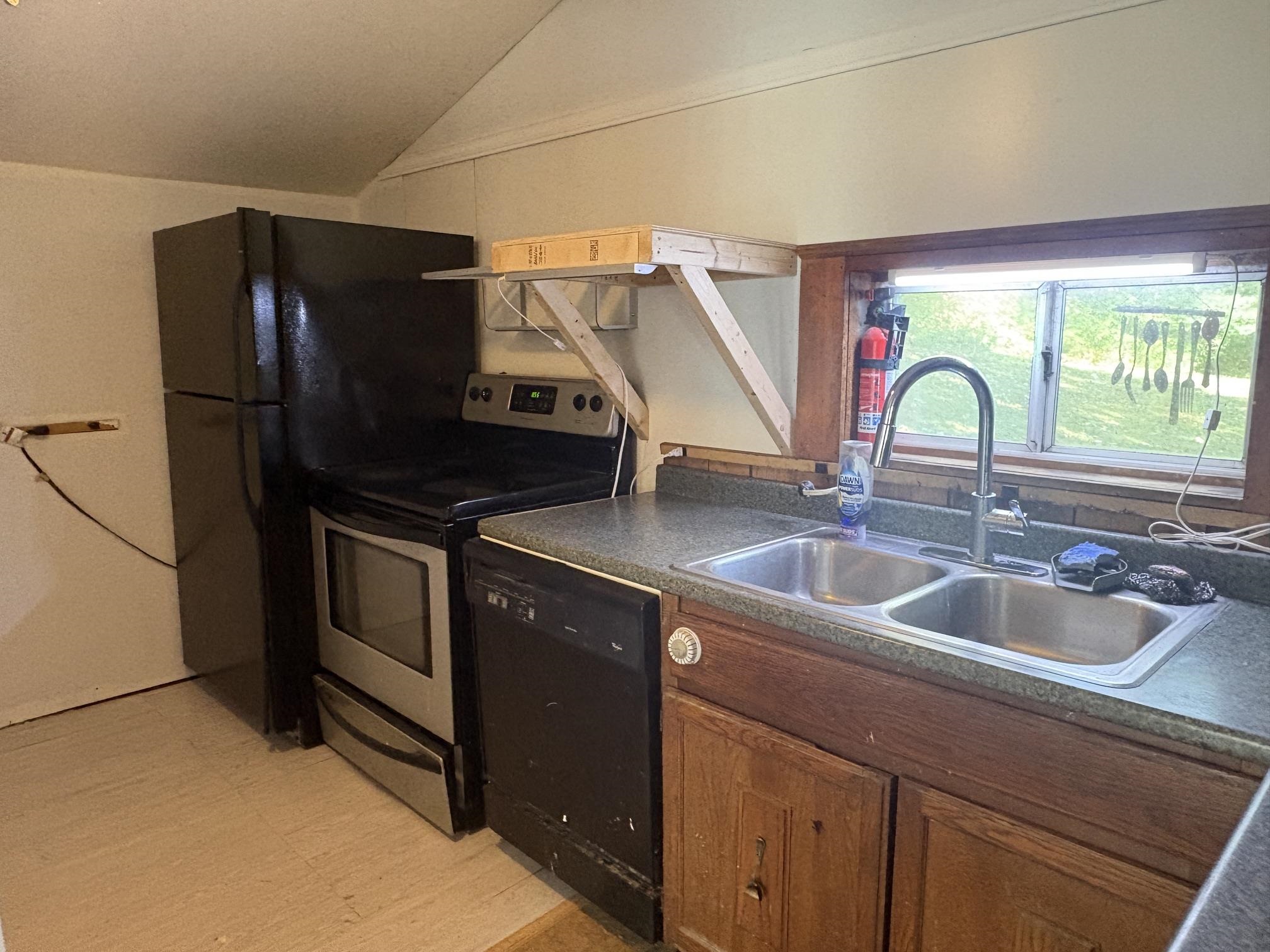 253 Quechee Road Property Photo 12