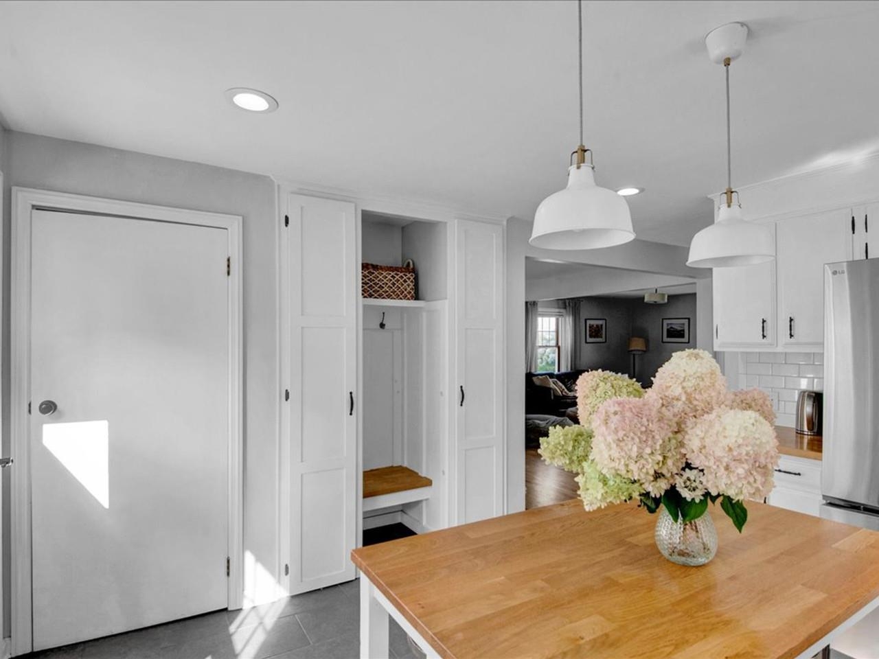 7 Roland Court Property Photo 6