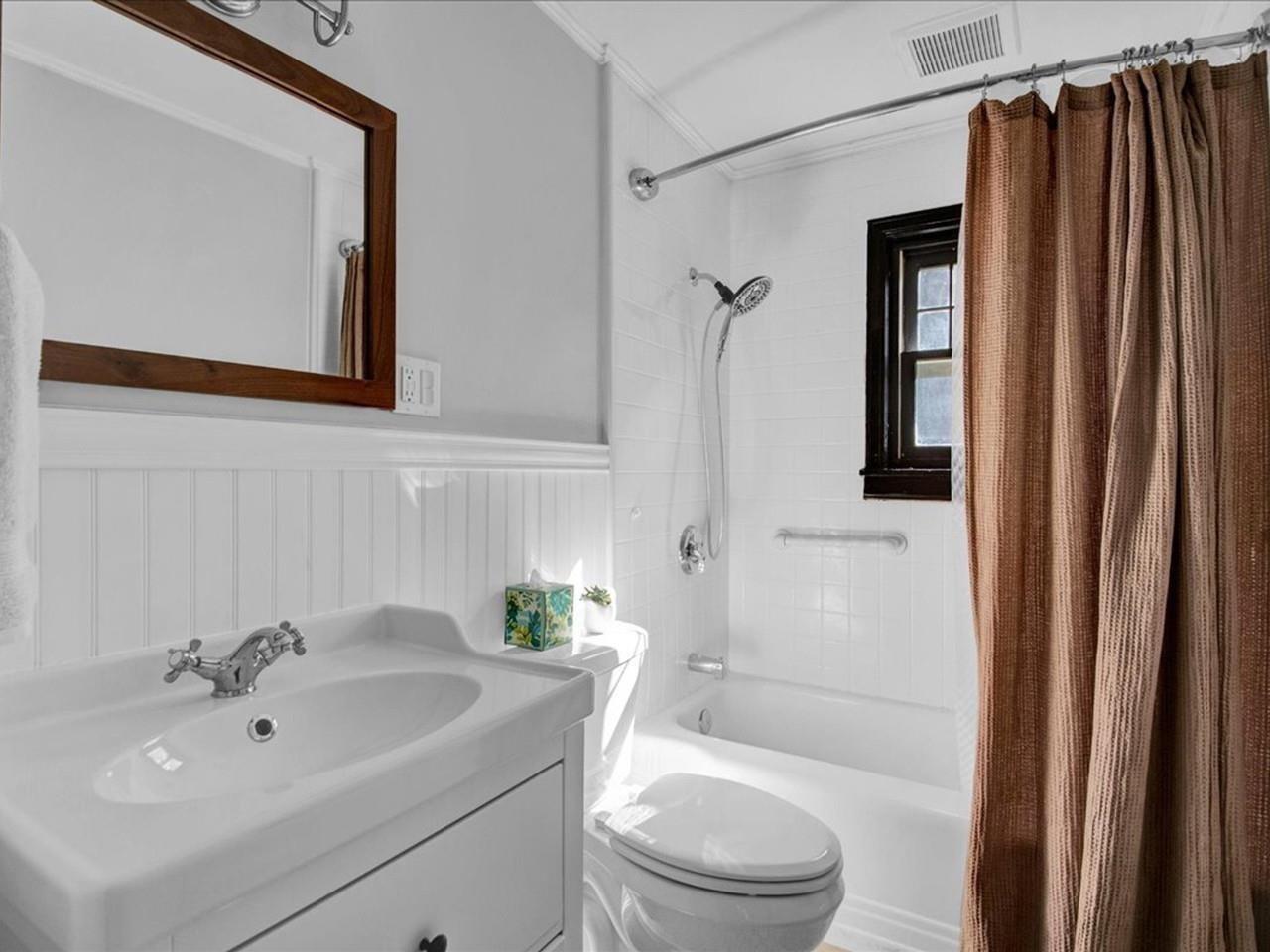 7 Roland Court Property Photo 13
