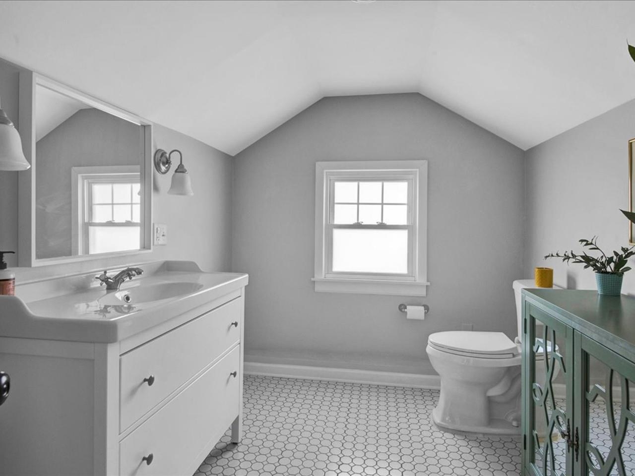 7 Roland Court Property Photo 23