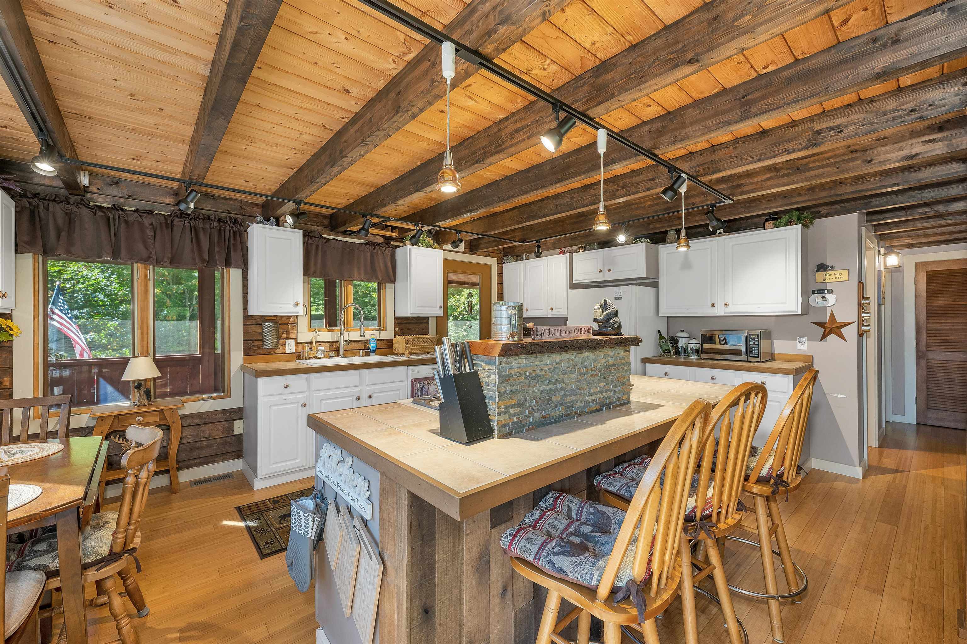 306 Cloutier Drive Property Photo 11