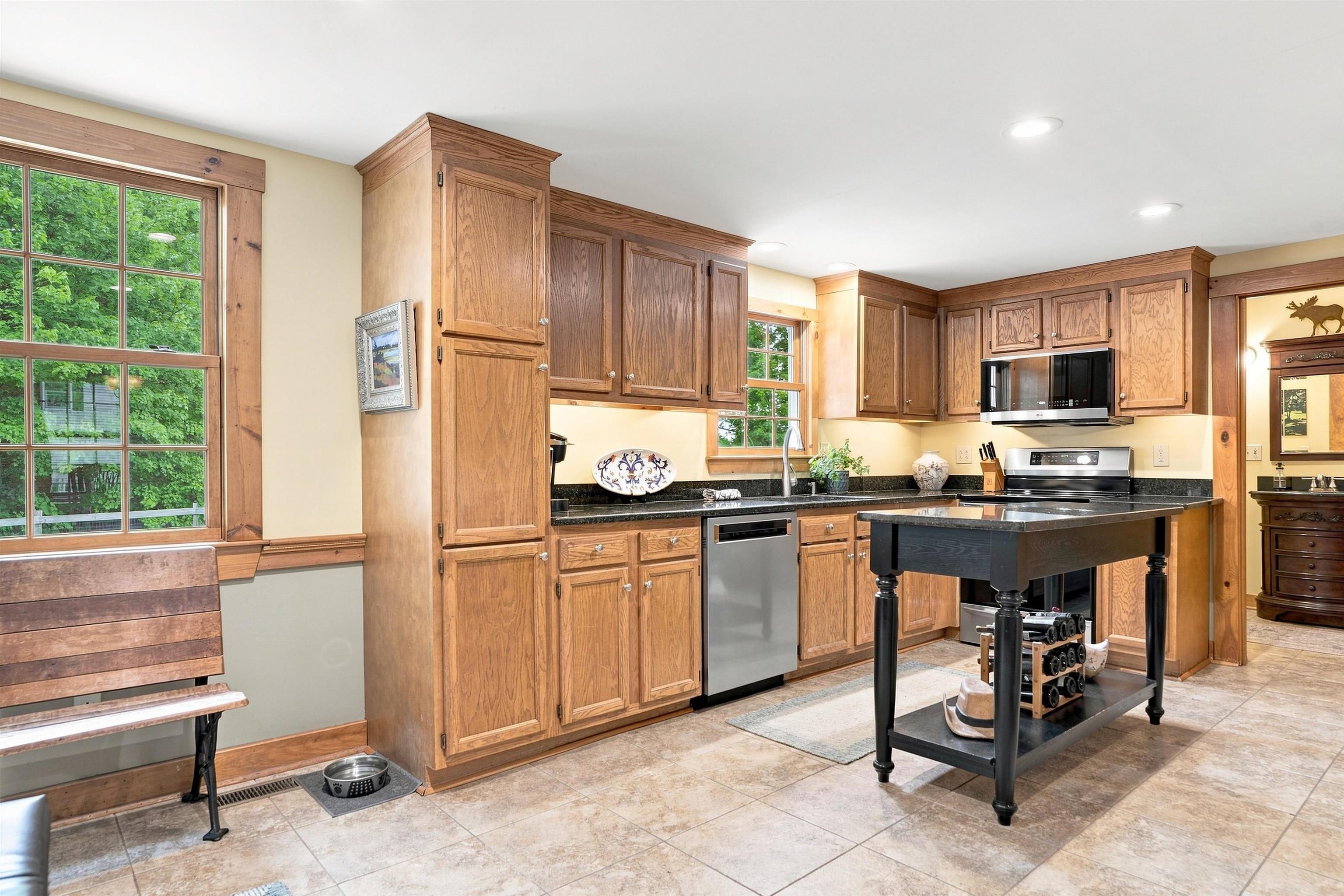 150 Diamond Hill Road Property Photo 14