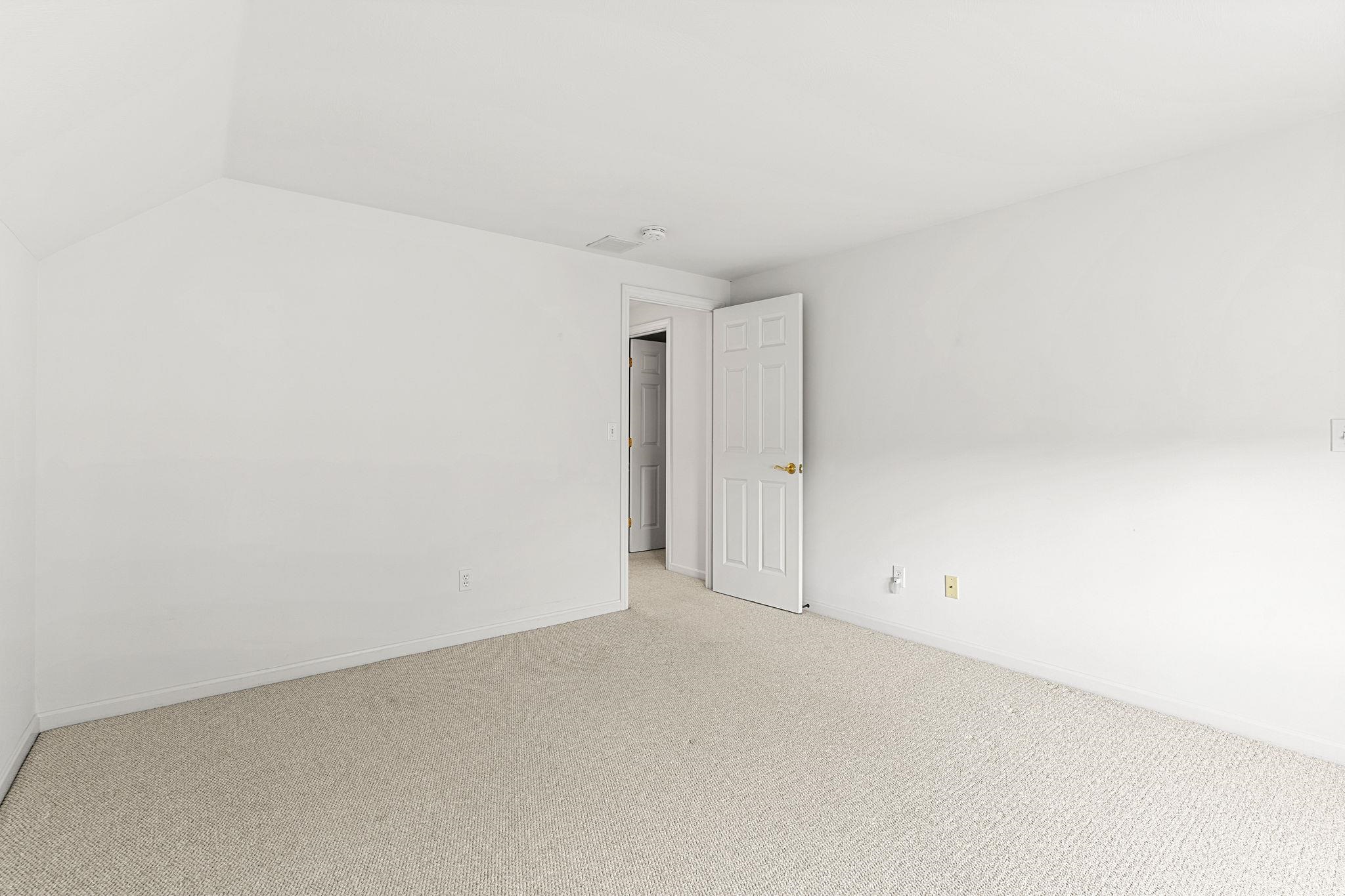 55 Hampton Meadows Road Property Photo 24