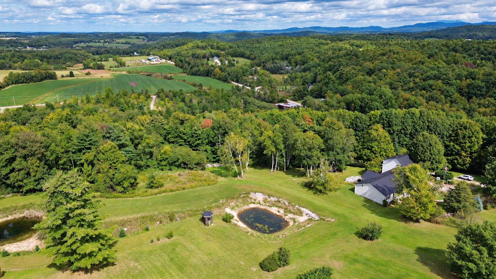 2367 Hollow Road Property Photo 2