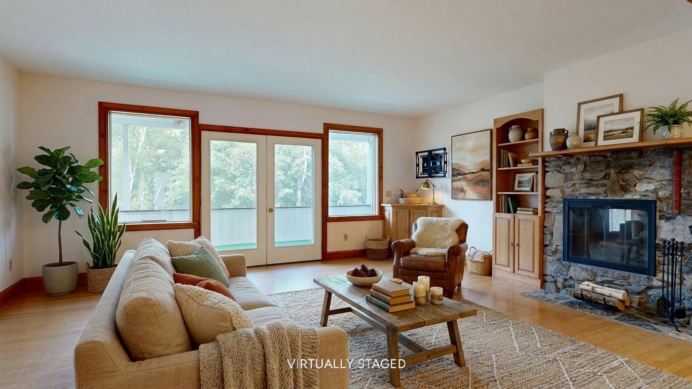 2367 Hollow Road Property Photo 4