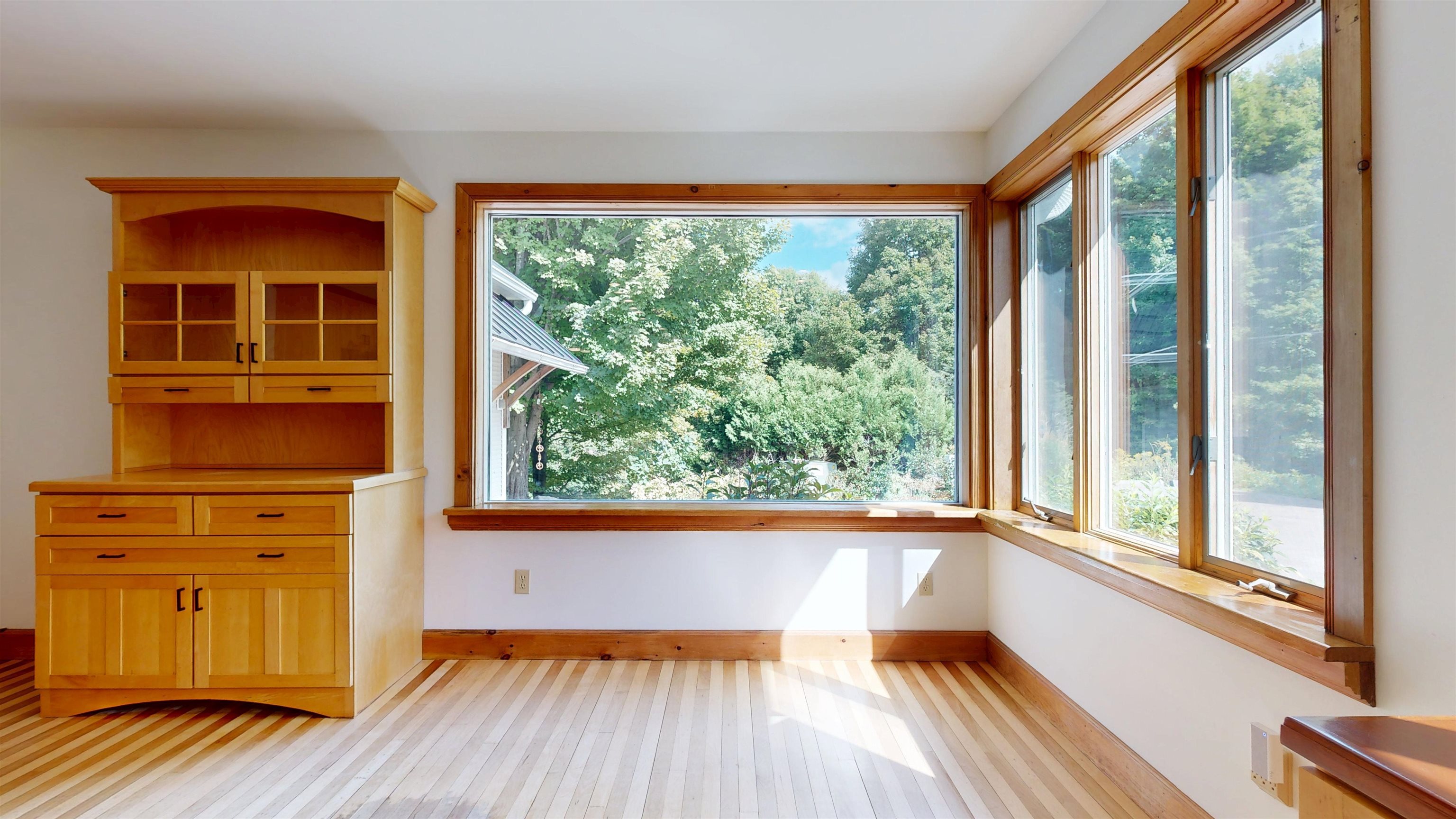 2367 Hollow Road Property Photo 13