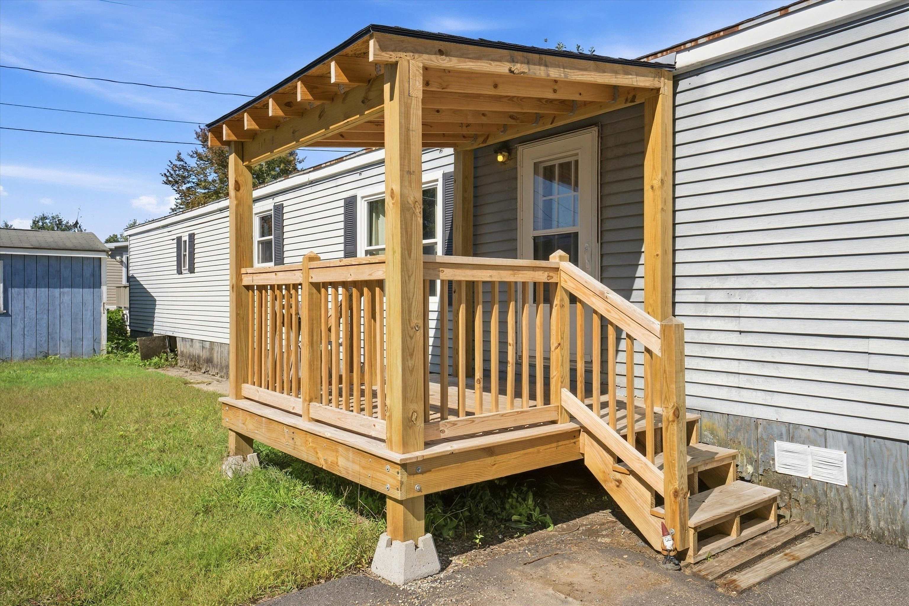 33 Longmeadow Drive Property Photo 3