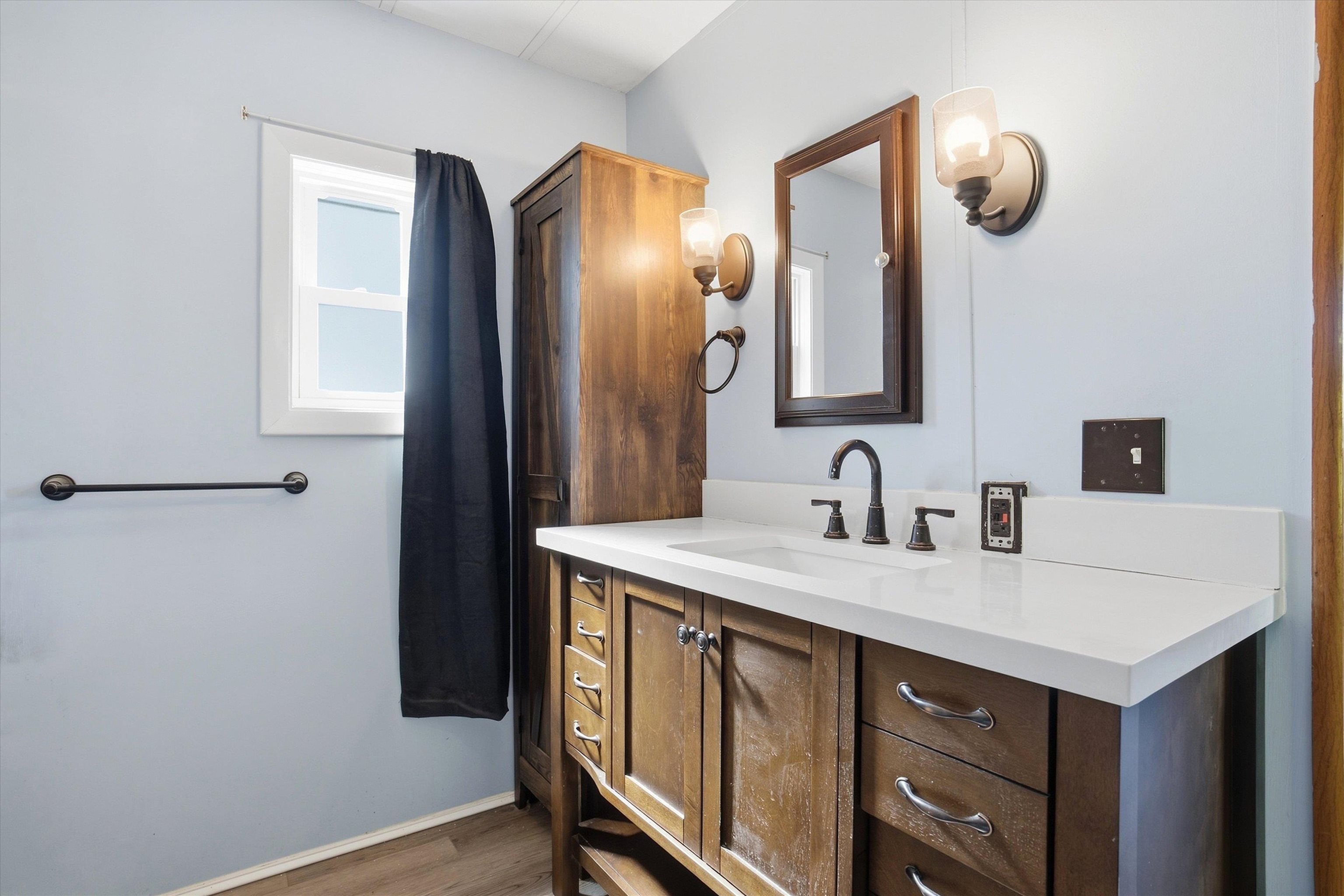 33 Longmeadow Drive Property Photo 12