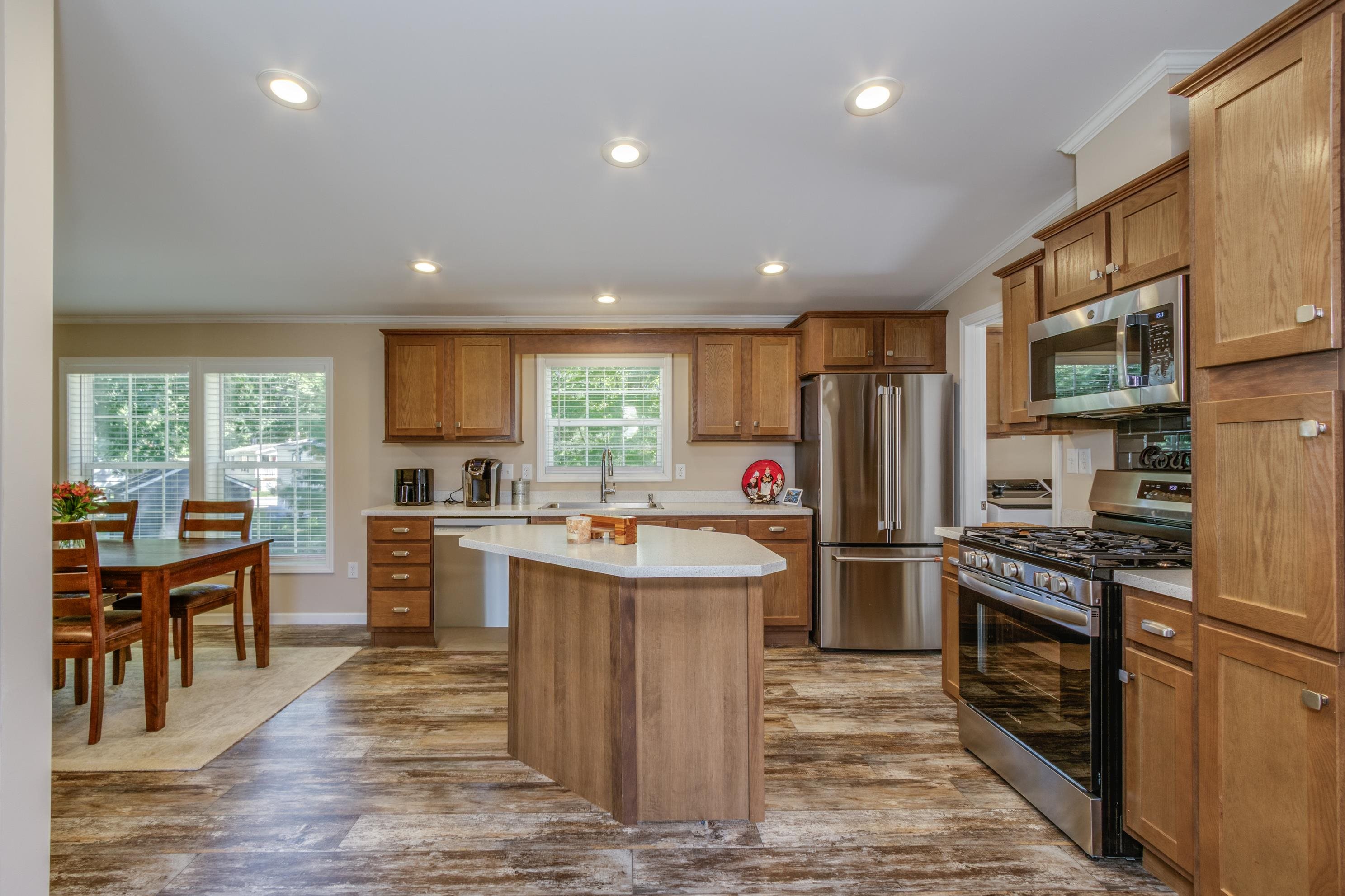 22 Skyline Drive Property Photo 4