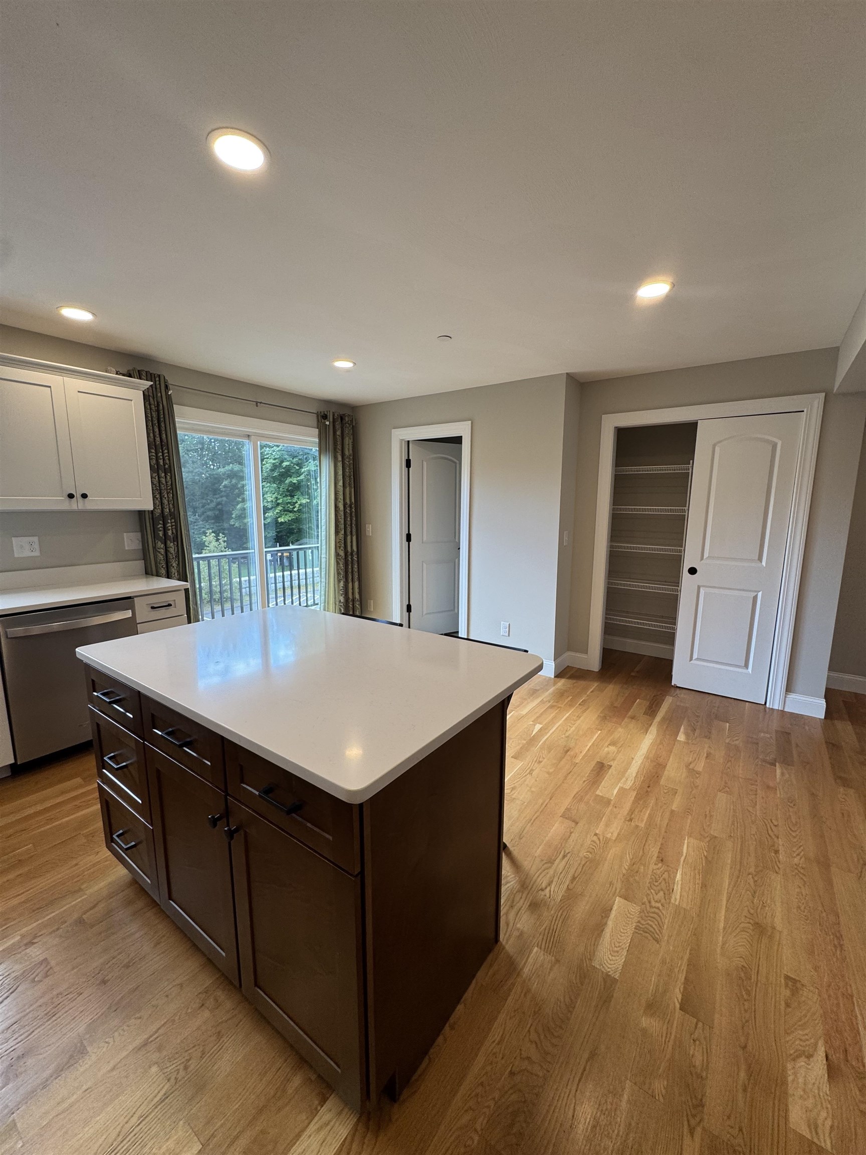 30 Brook Street Property Photo 4