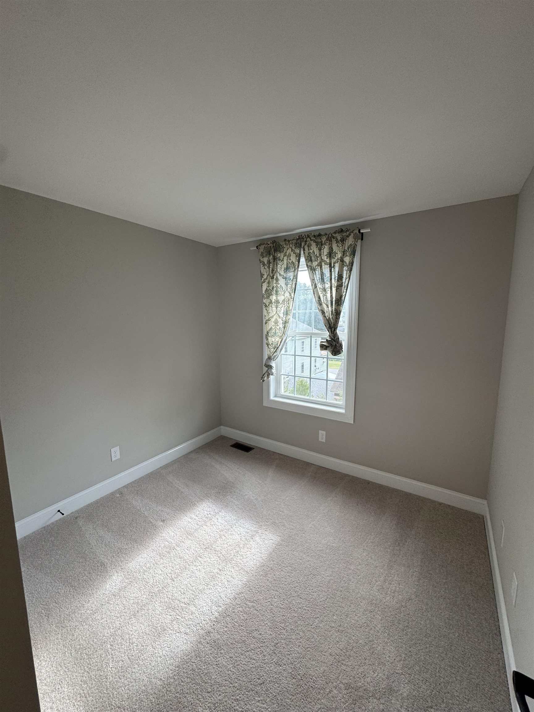 30 Brook Street Property Photo 15