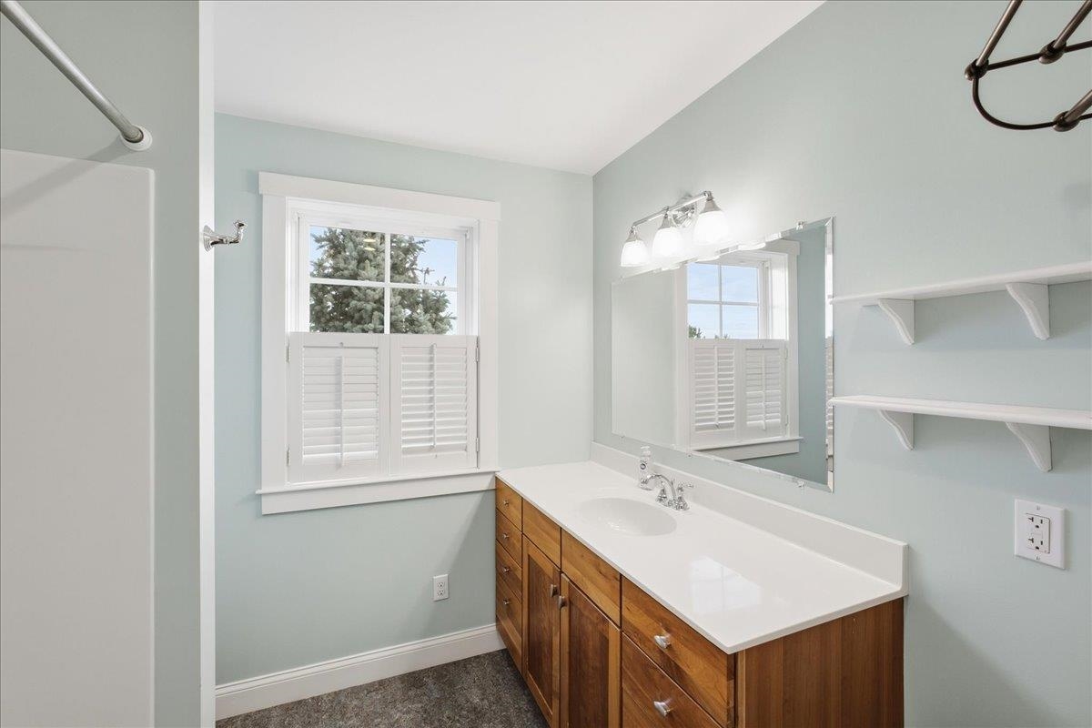 18 North Jefferson Road Property Photo 38