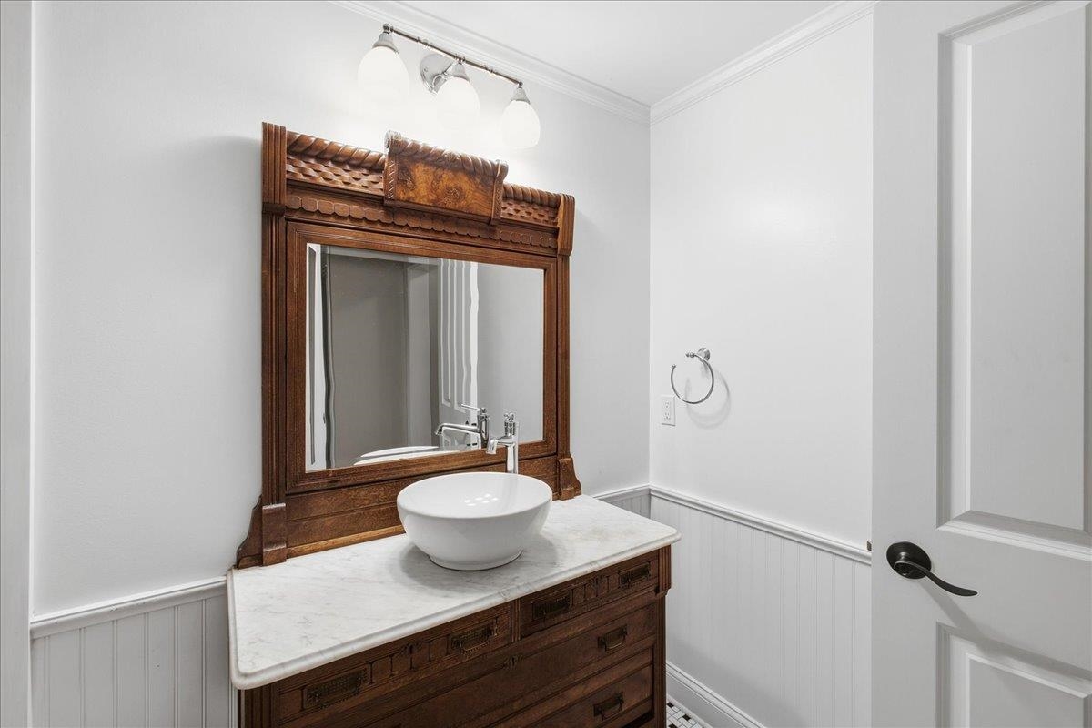 18 North Jefferson Road Property Photo 51