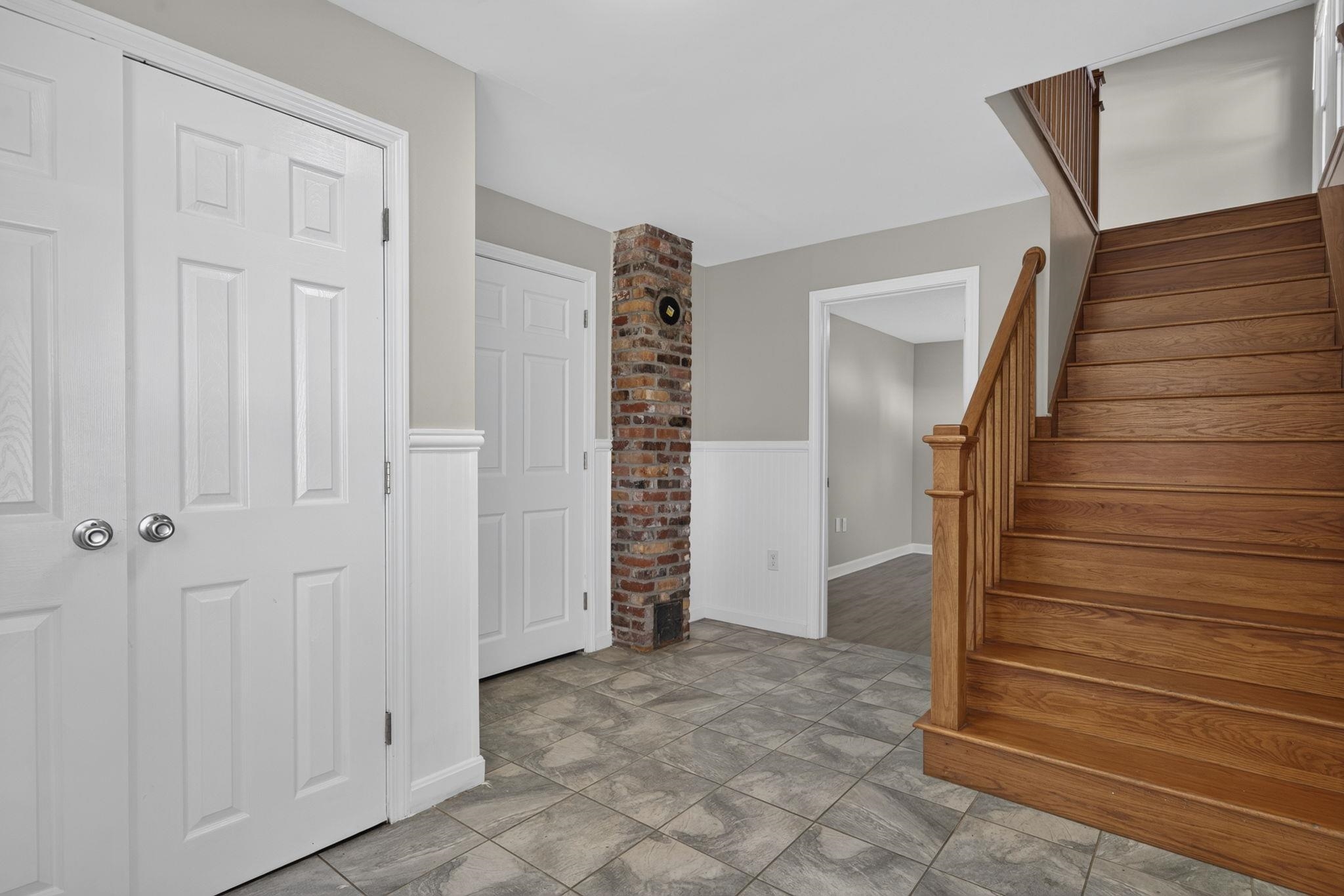 39 Hillside Avenue Property Photo 12