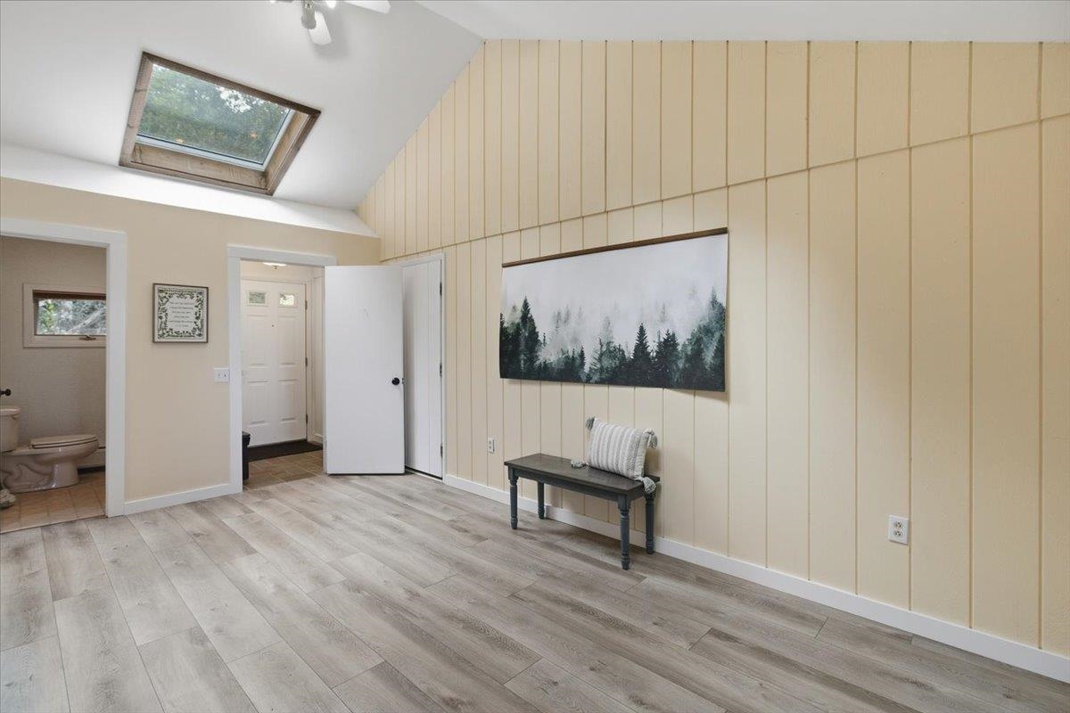 261 Skyboro Road Property Photo 9